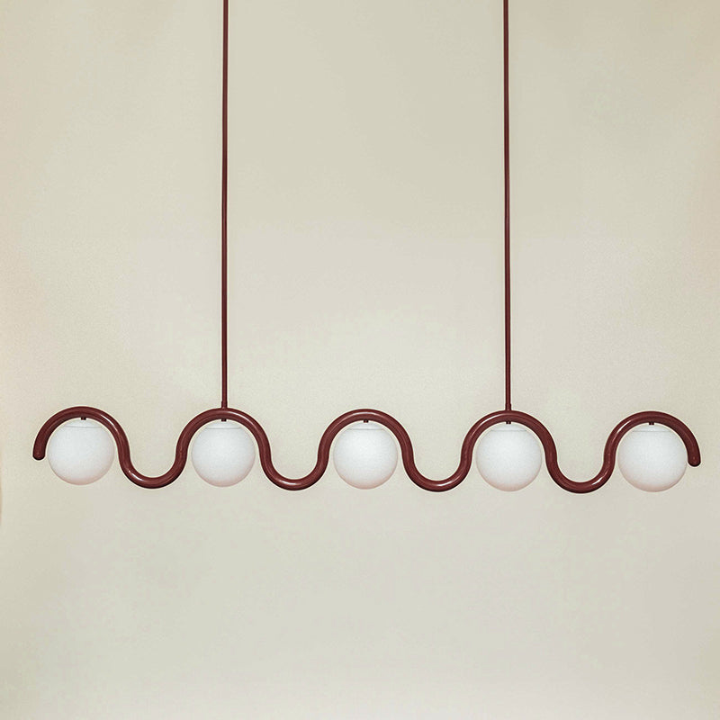 Aria Lampadario Lineare Rosso e Argento