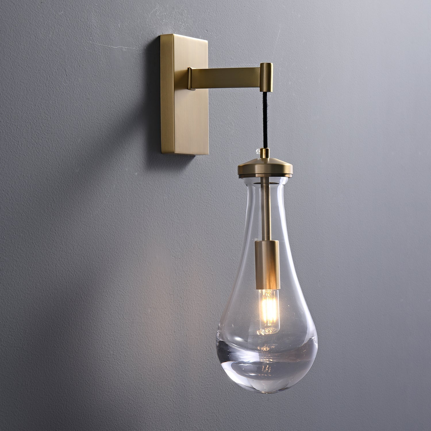 Leontine Glass Wall Lamp - Blowlighting