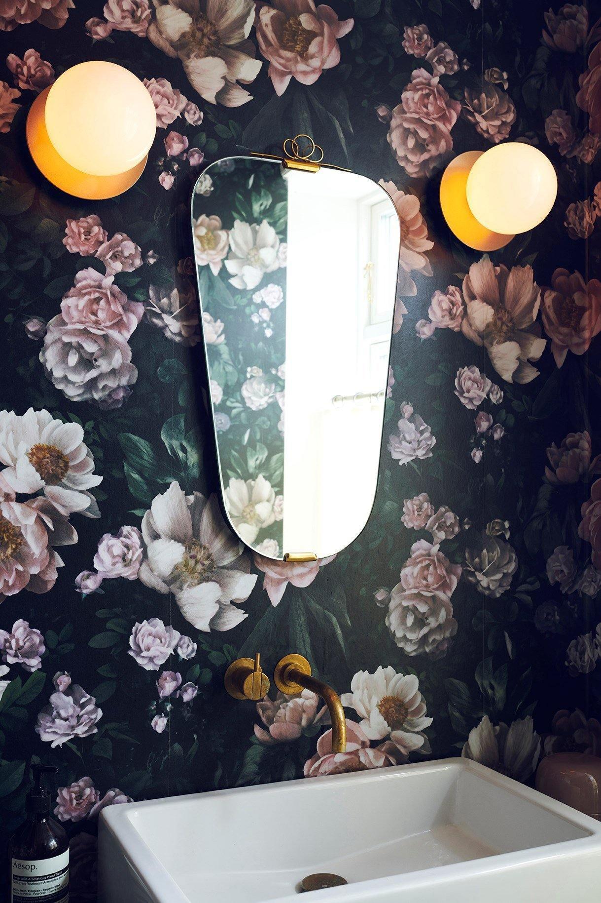 Lunara Wall Lamp - Blowlighting