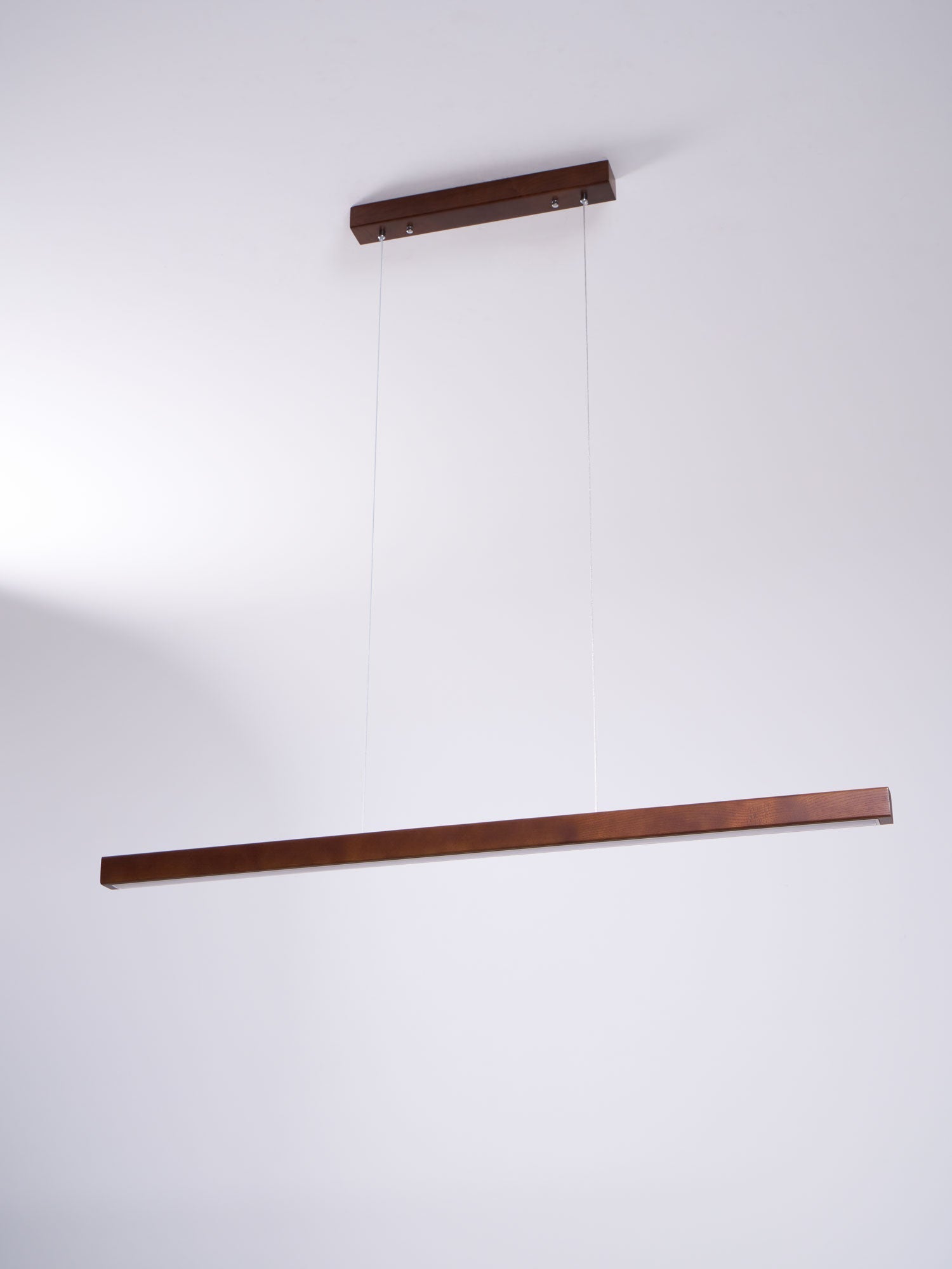Linear Wooden Pendant Light - Blowlighting