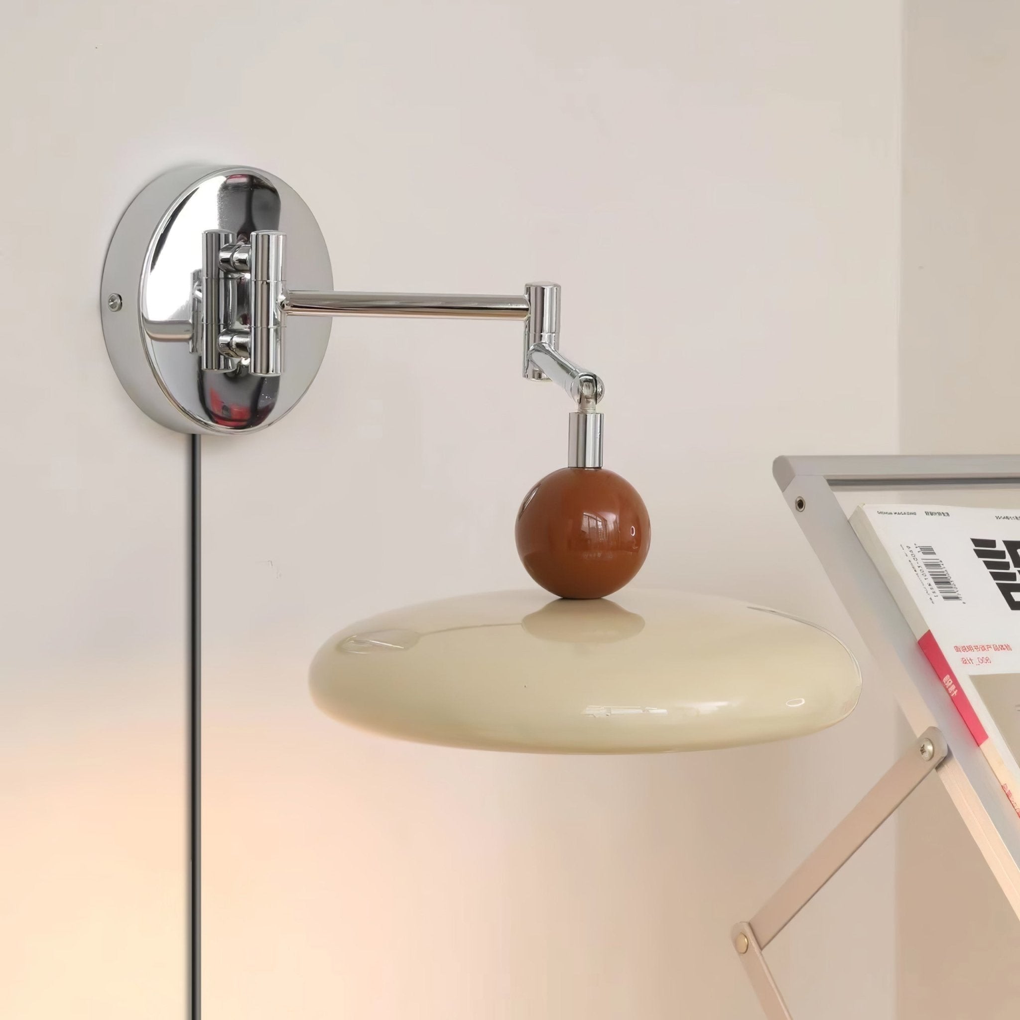 Aria Lampada da Parete con Spina Verde/Beige