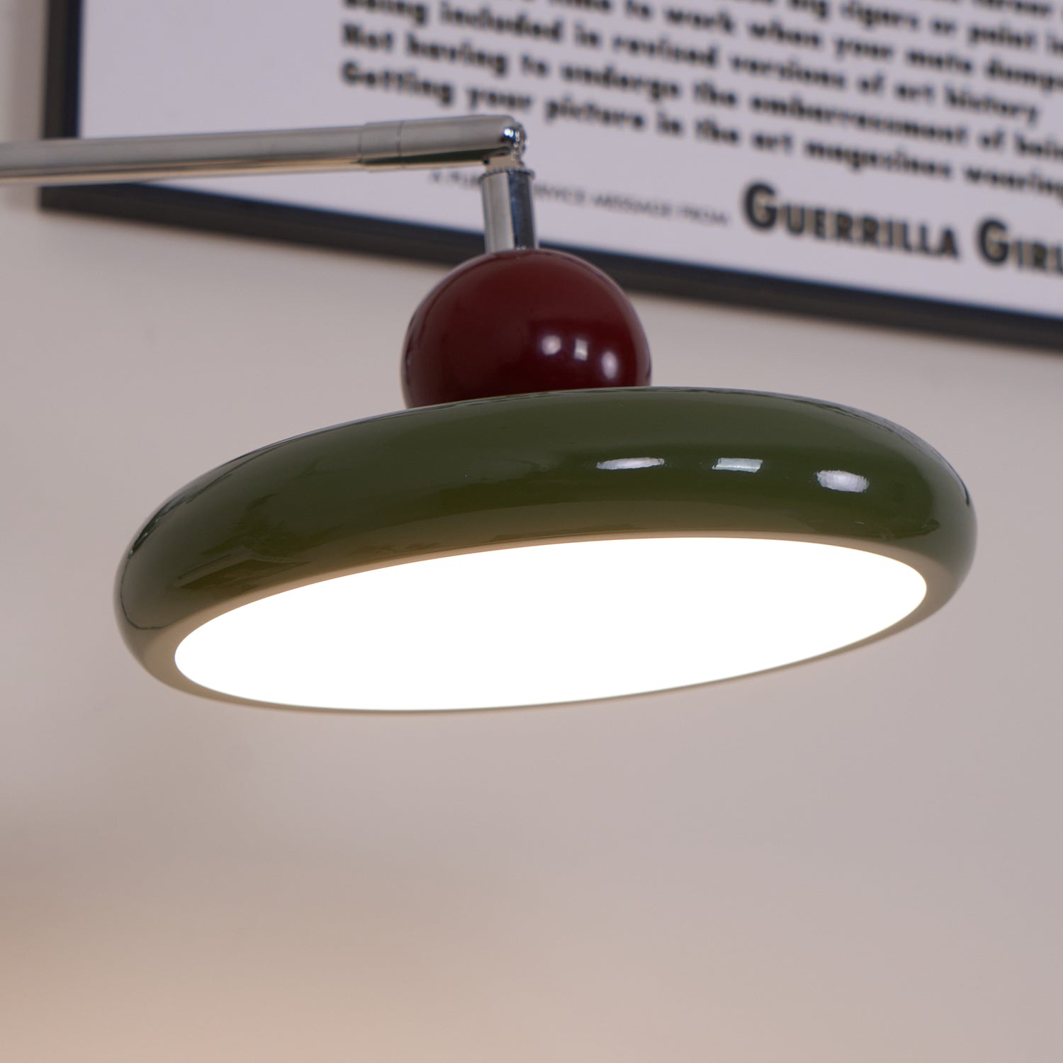 Aria Lampada da Parete con Spina Verde/Beige