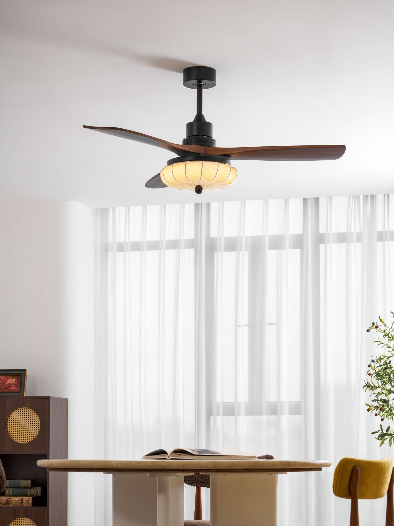 Ventilatore da Soffitto con Luce Jasper Bloom, illustrazione dell'opzione di montaggio a filo