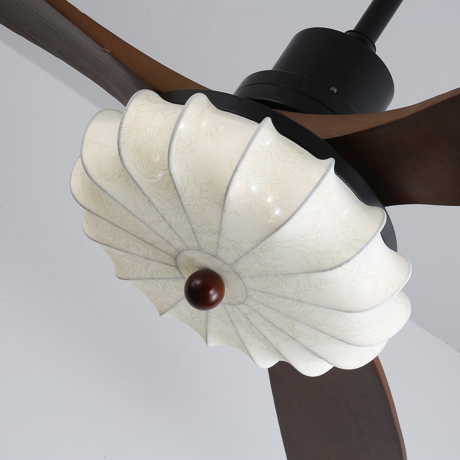 Ventilatore da Soffitto con Luce Jasper Bloom, un'altra angolazione