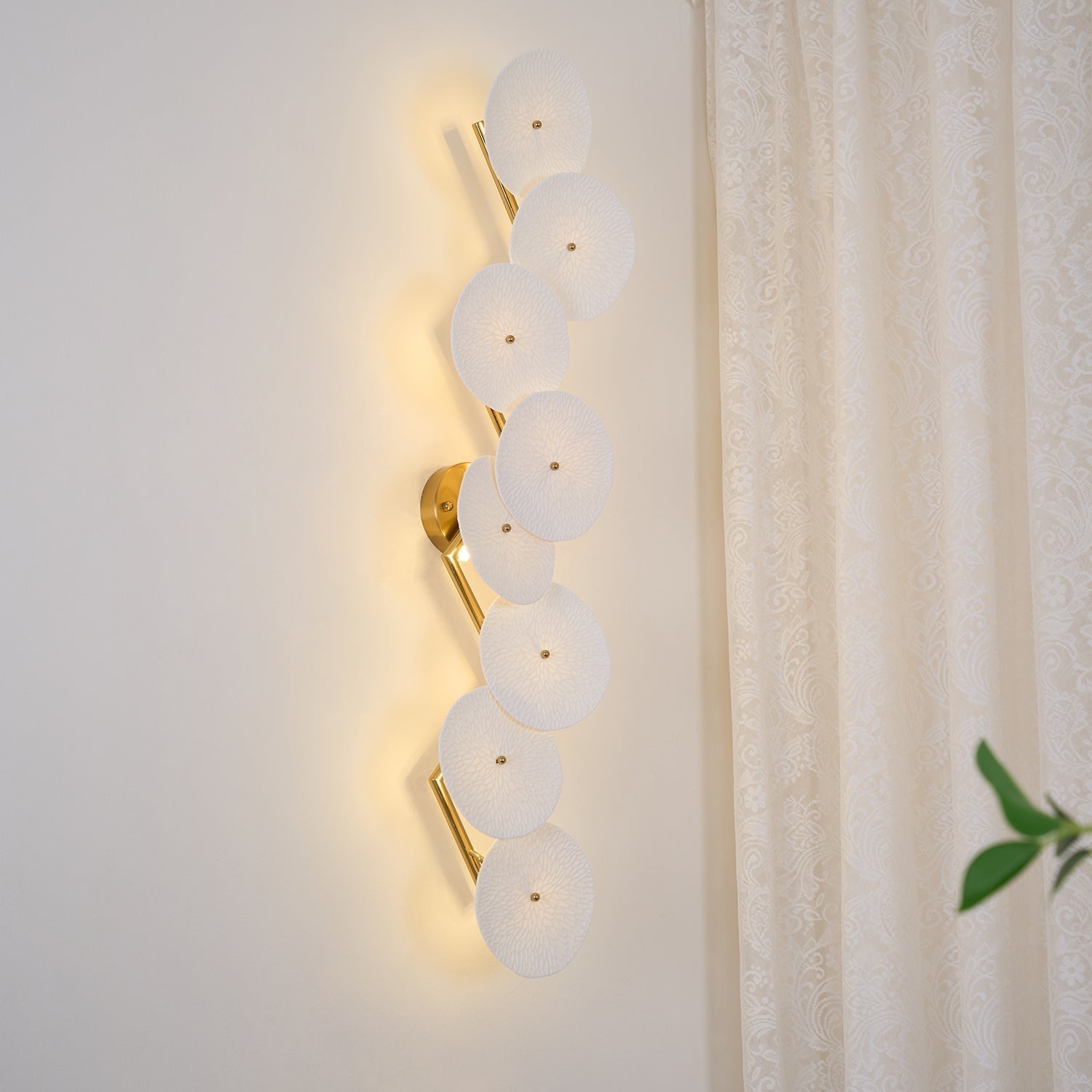 Lotus Petal Wall Lamp - Blowlighting