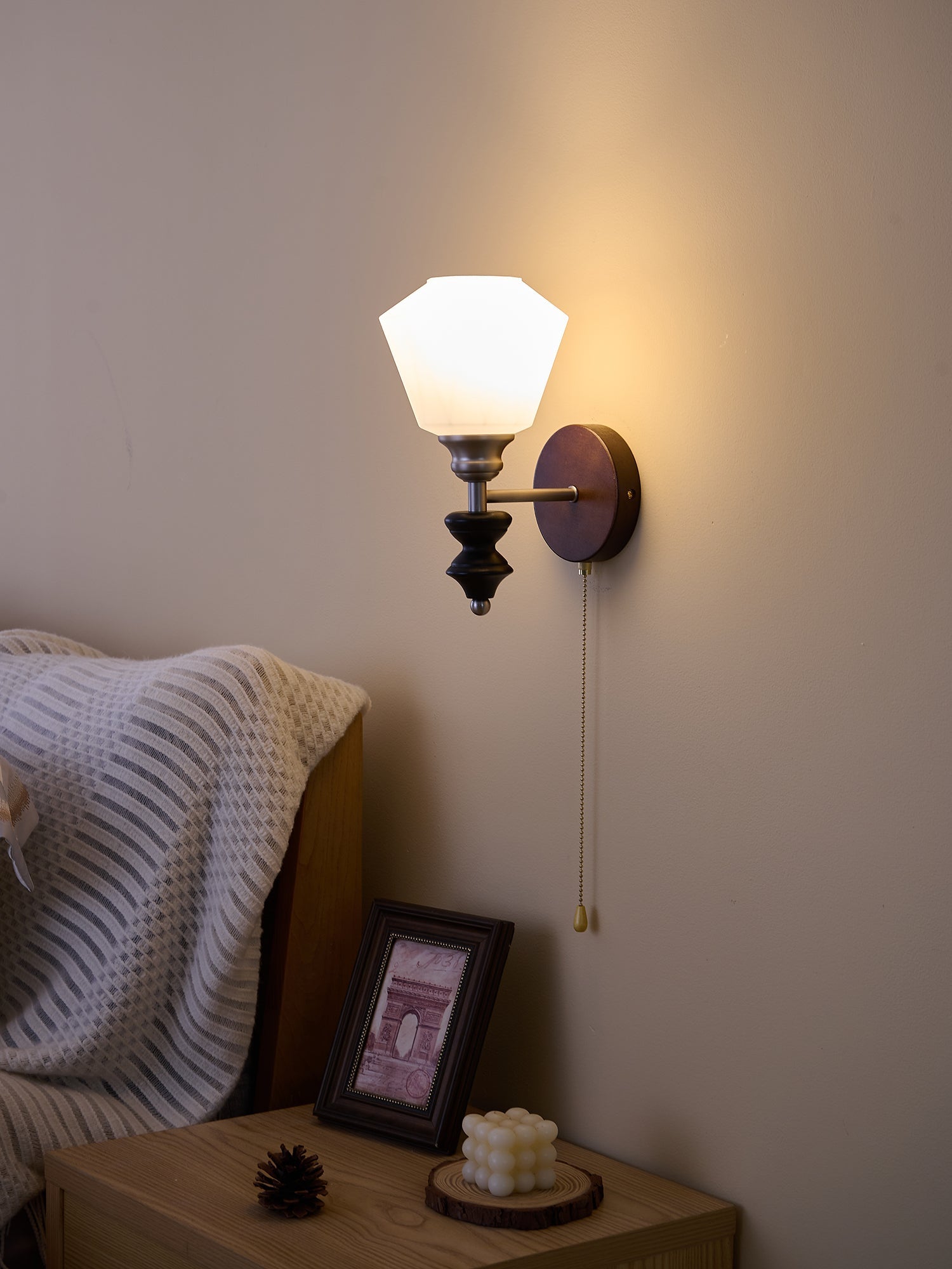 Lucille Wall Lamp - Blowlighting