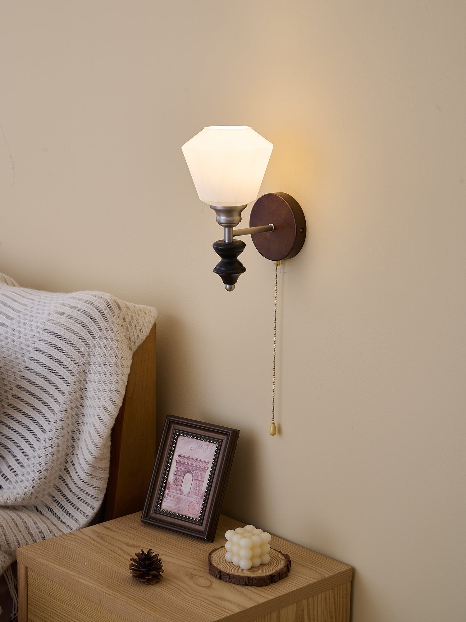 Lucille Wall Lamp - Blowlighting
