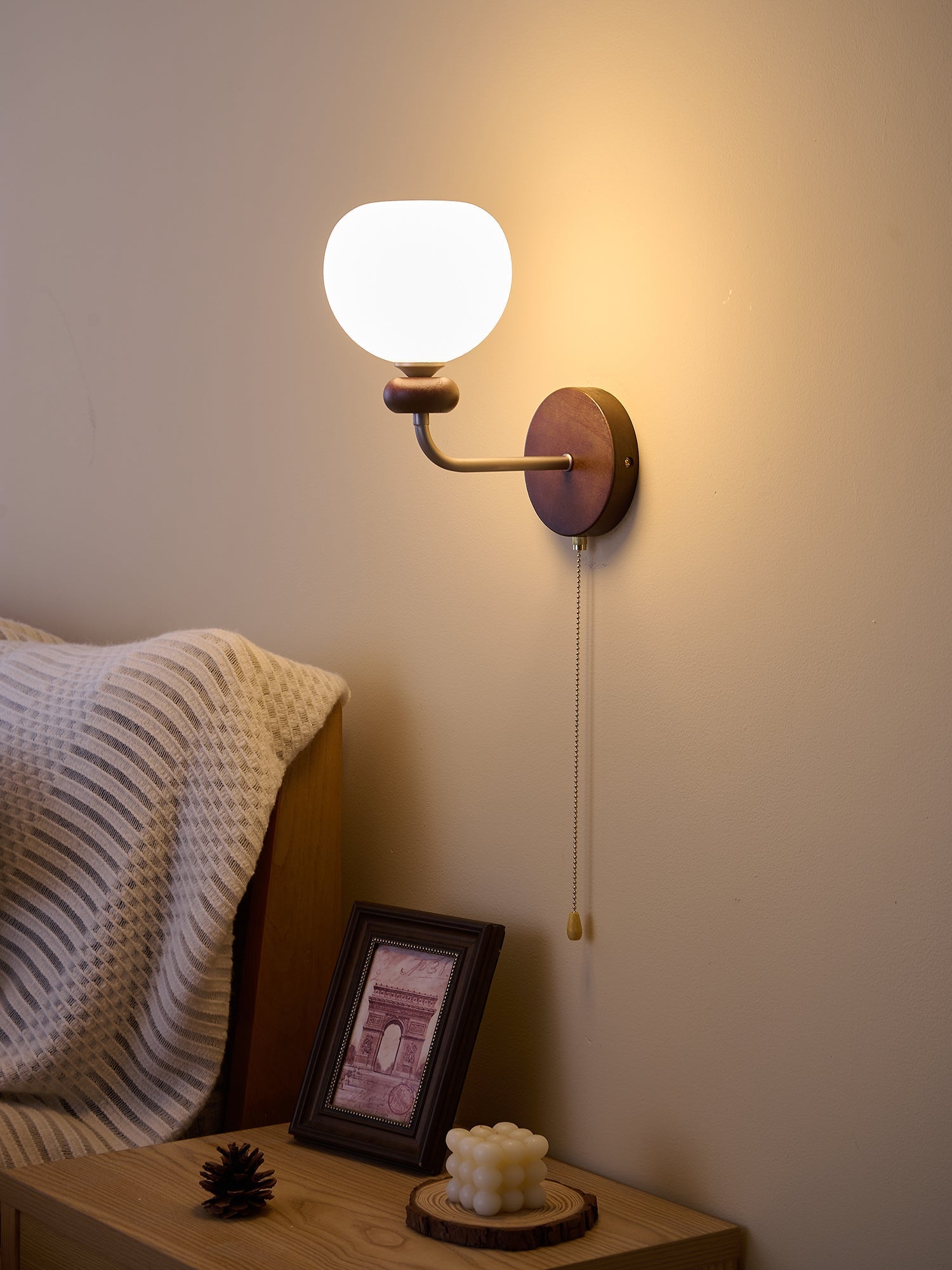 Lucille Wall Lamp - Blowlighting