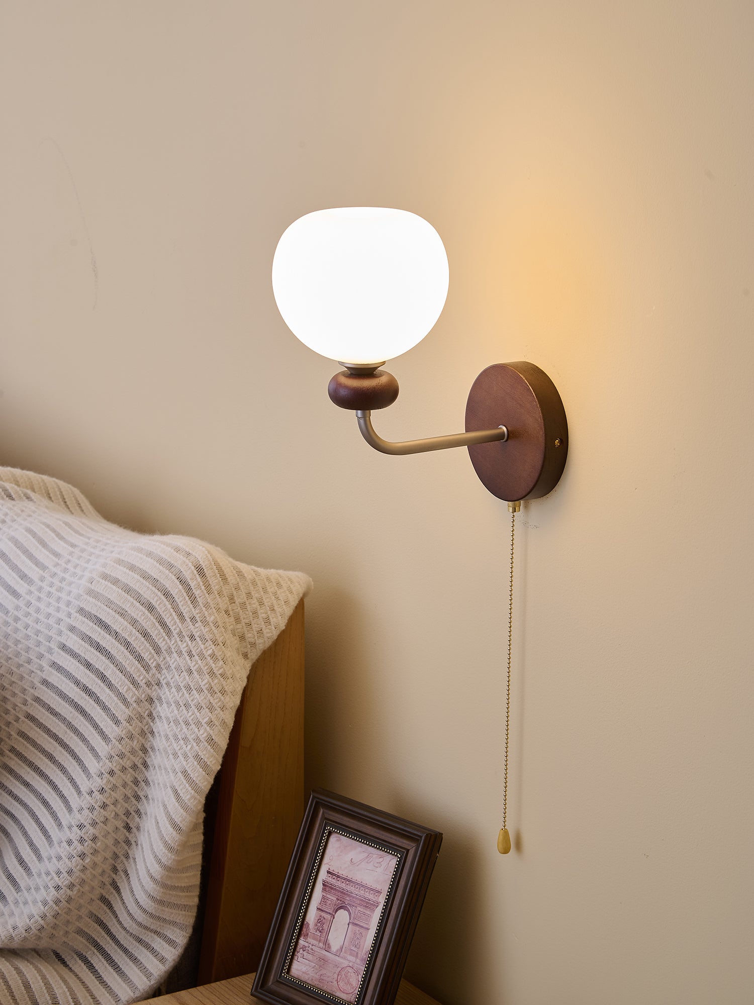 Lucille Wall Lamp - Blowlighting