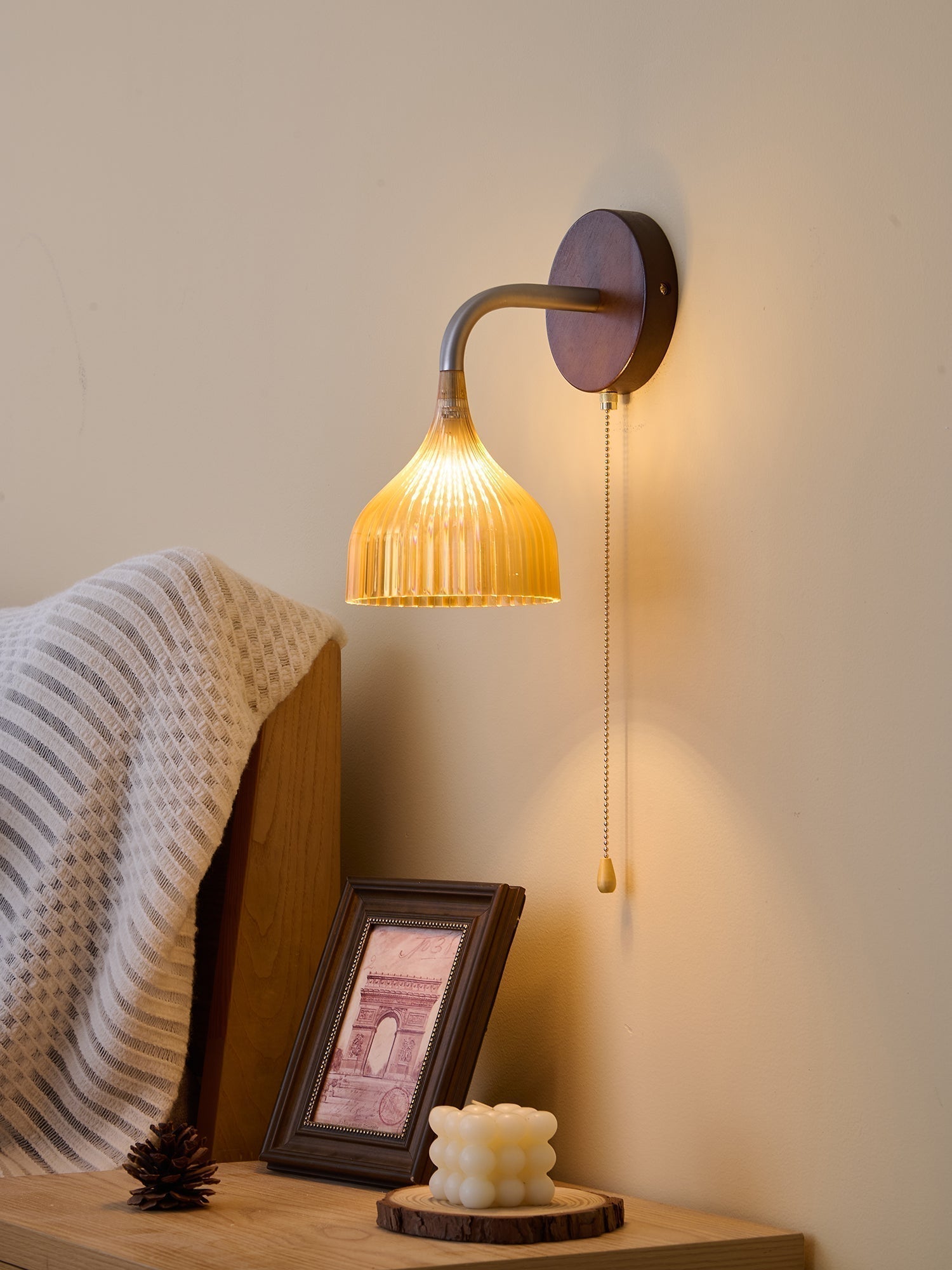 Lucina Wall Lamp - Blowlighting