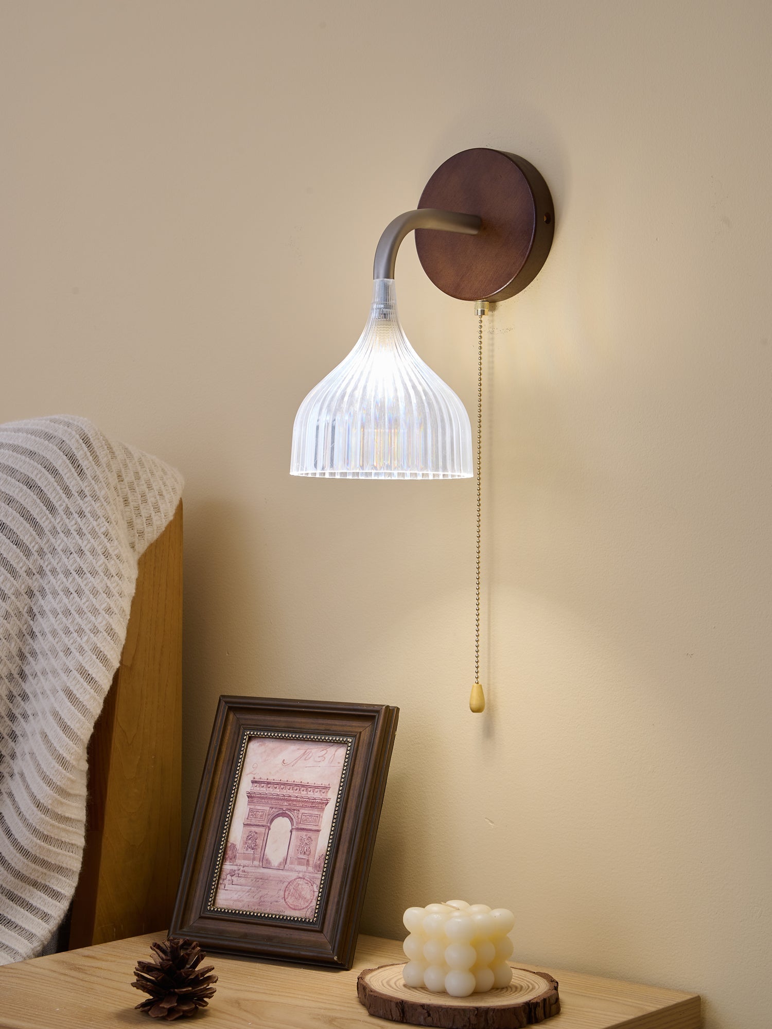 Lucina Wall Lamp - Blowlighting