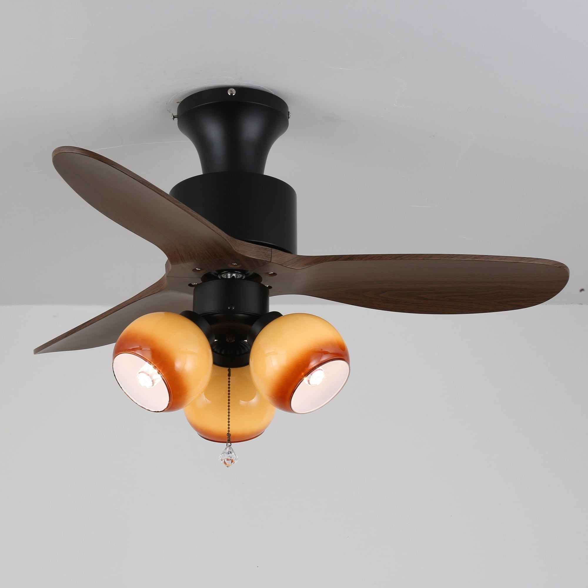 Ventilatore da soffitto Gwen Vintage con luce in vetro e telecomando per scala