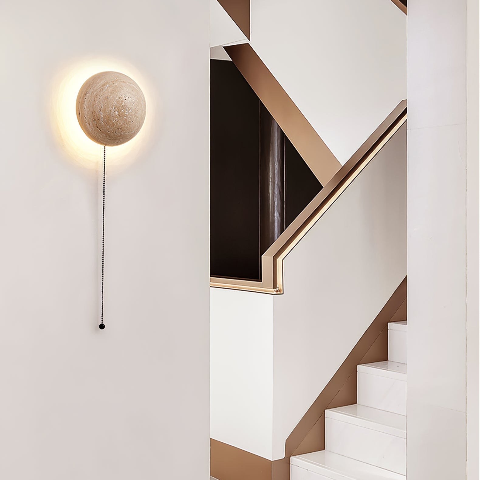Nyvarion Minimalist Travertine Wall Light - Neutralighting