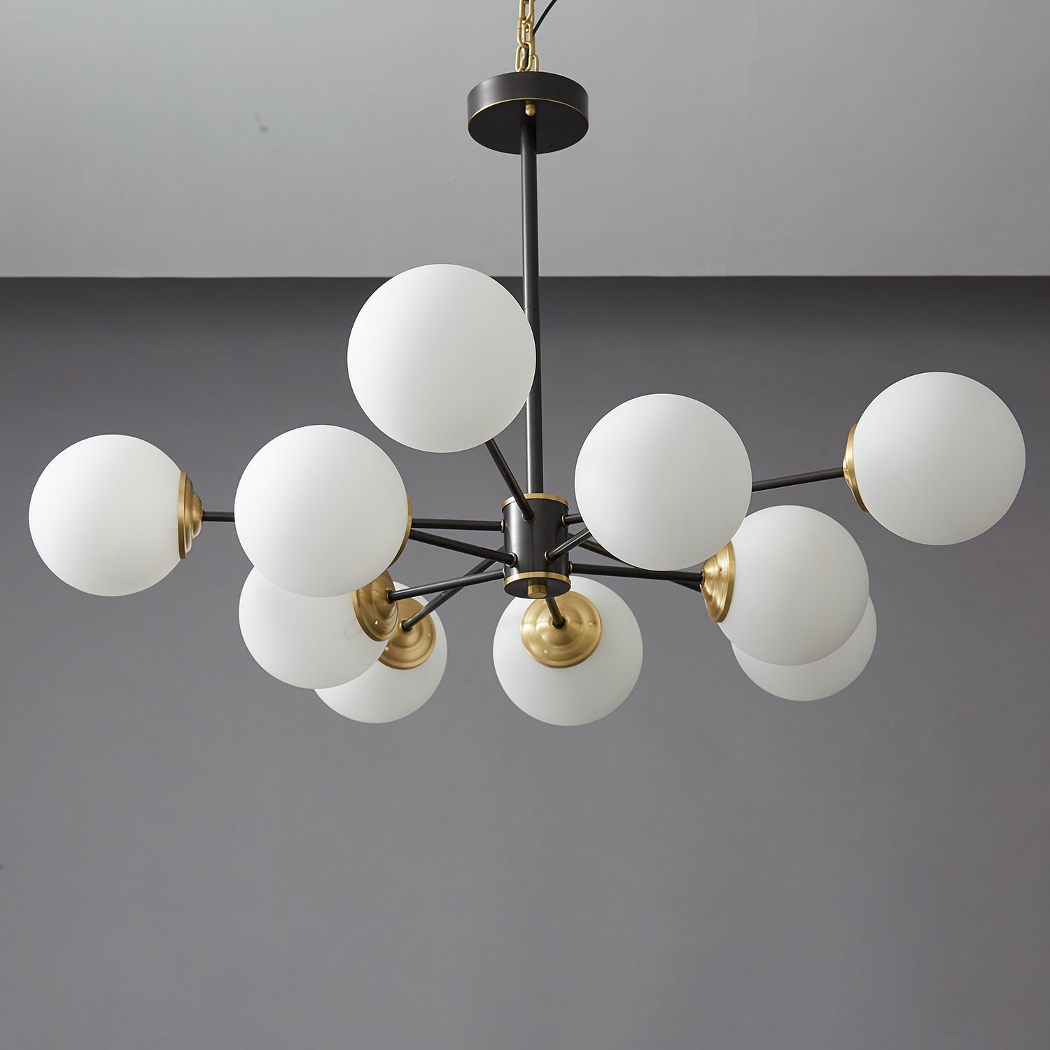 Lunaris Orb Chandelier - Blowlighting