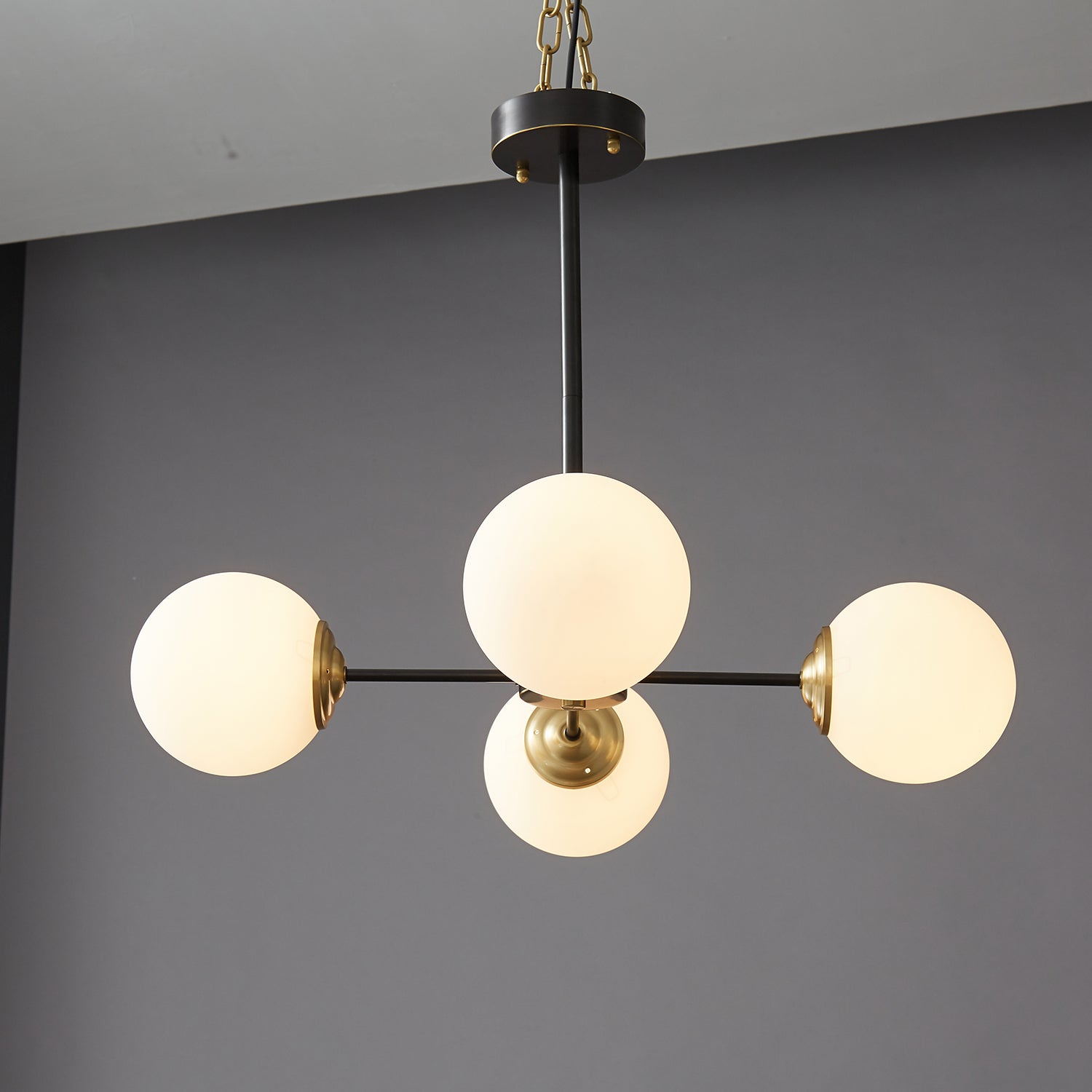 Lunaris Orb Chandelier - Blowlighting