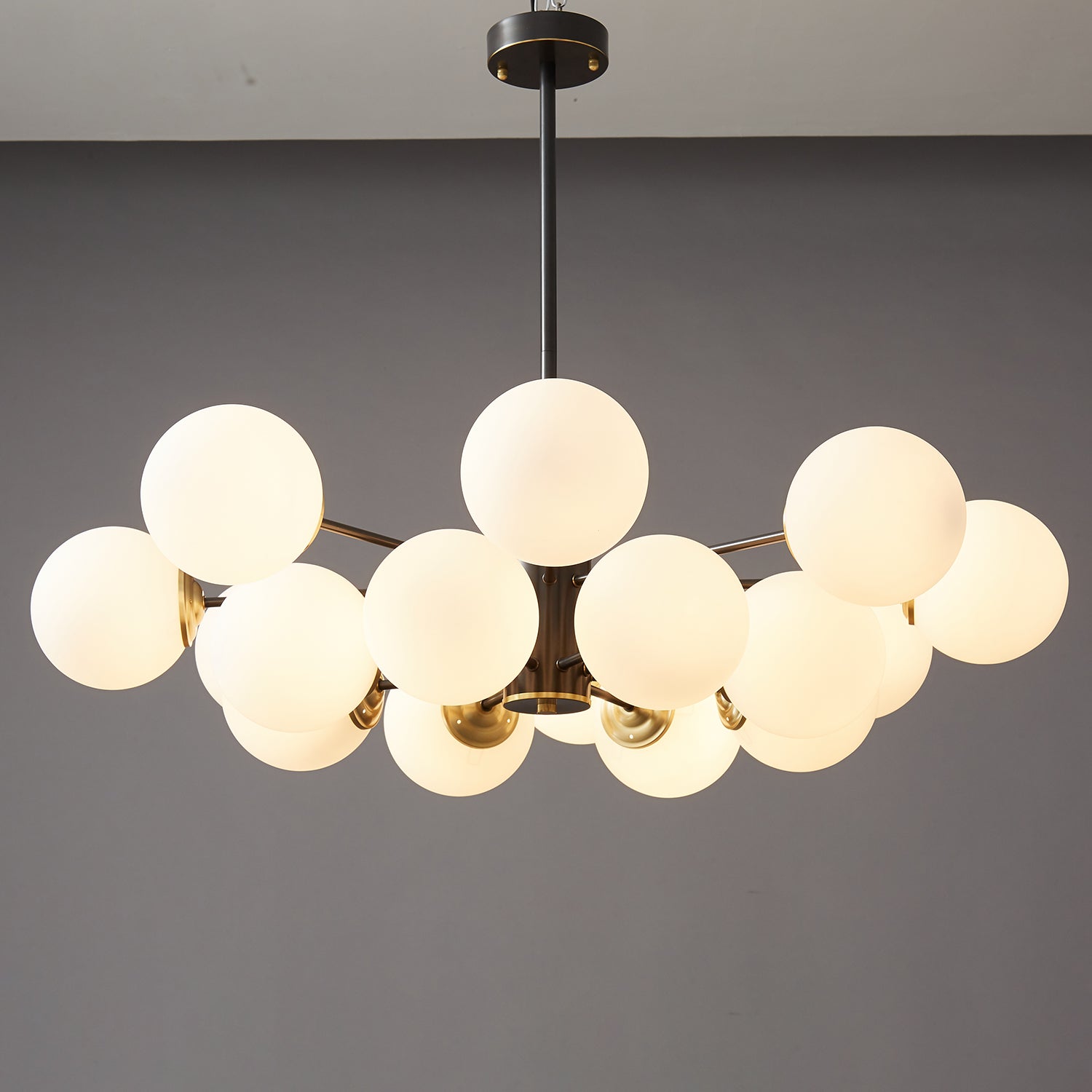 Lunaris Orb Chandelier - Blowlighting