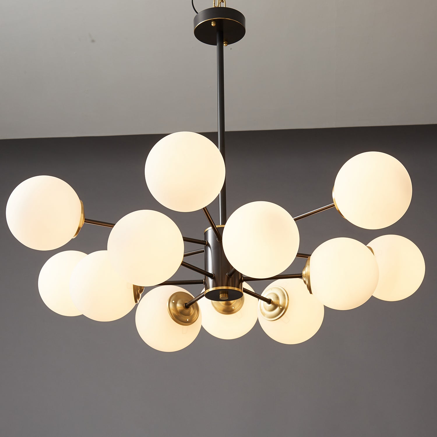 Lunaris Orb Chandelier - Blowlighting