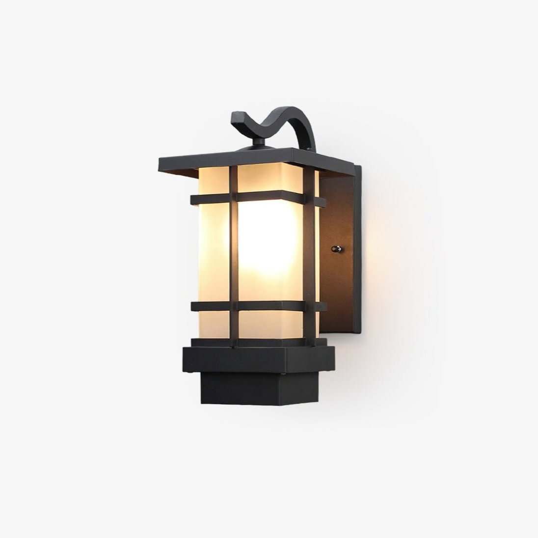 Madison Lantern Outdoor Wall Lamp - Blowlighting