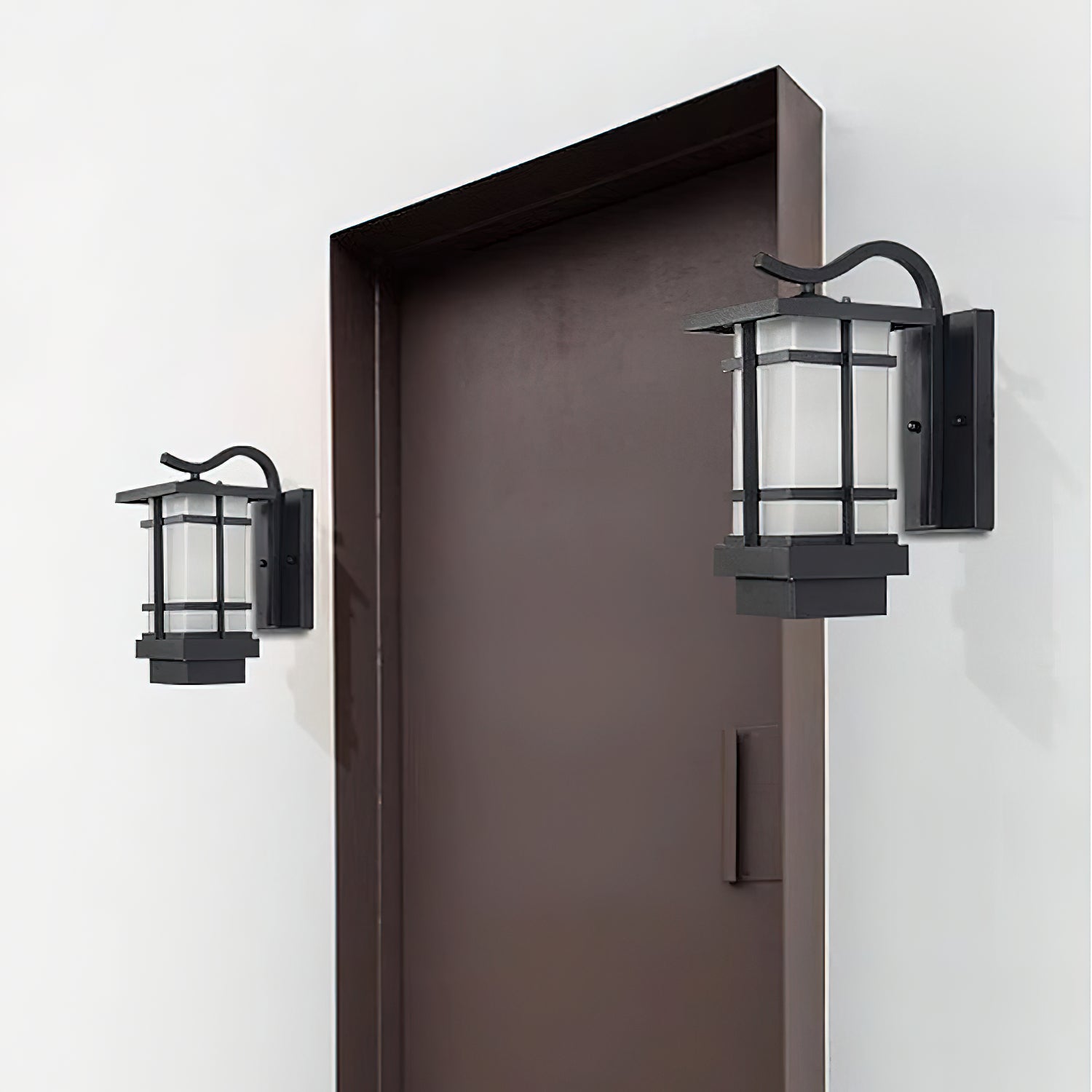 Madison Lantern Outdoor Wall Lamp - Blowlighting
