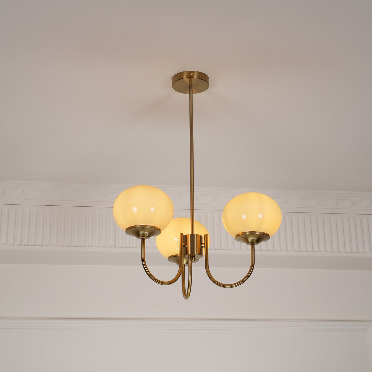 Marshmallow Chandelier - Blowlighting