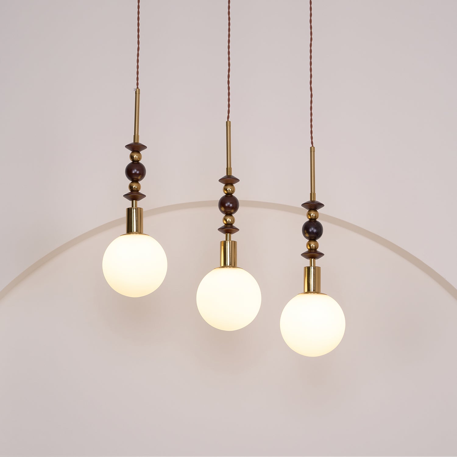 Aria Lampada a Sospensione Globo Vintage con Perle di Legno