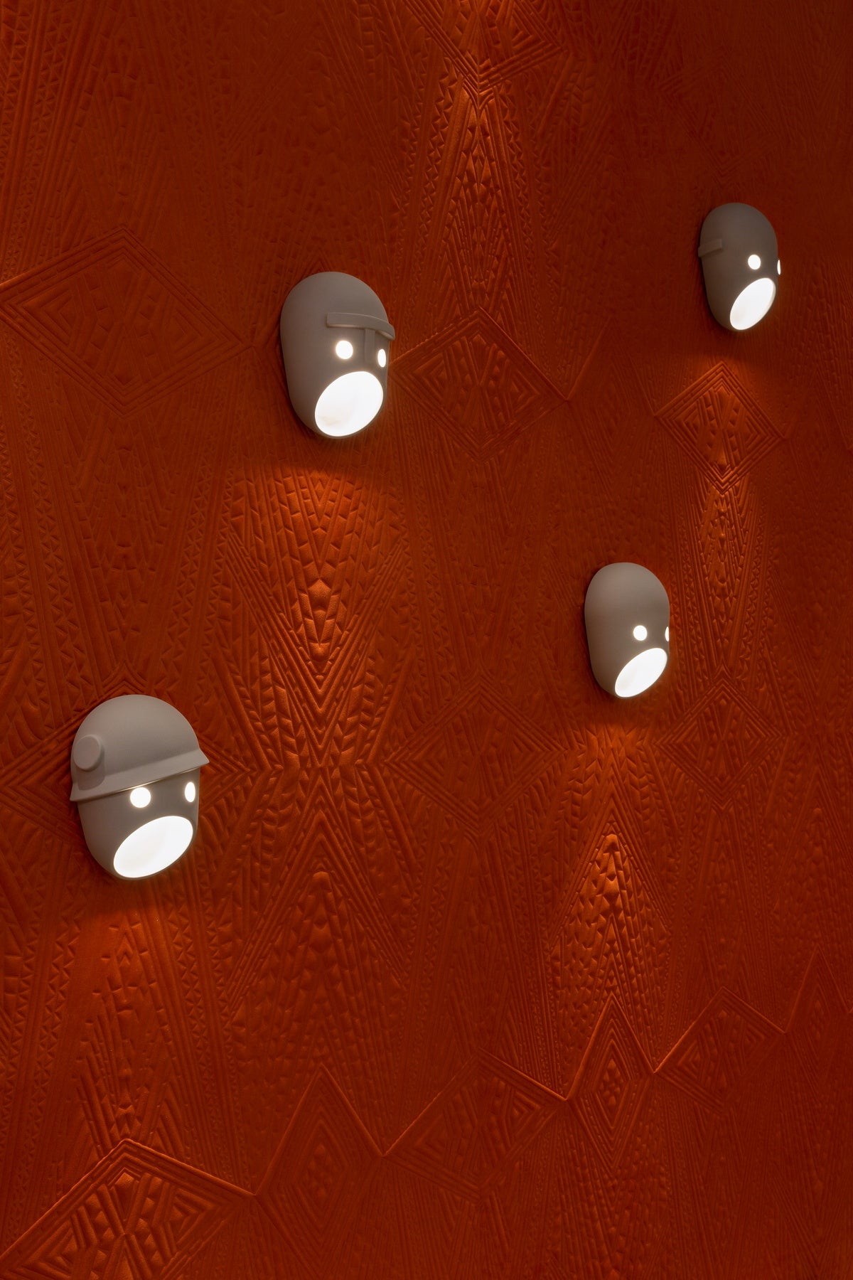 Mask Wall Light - Blowlighting