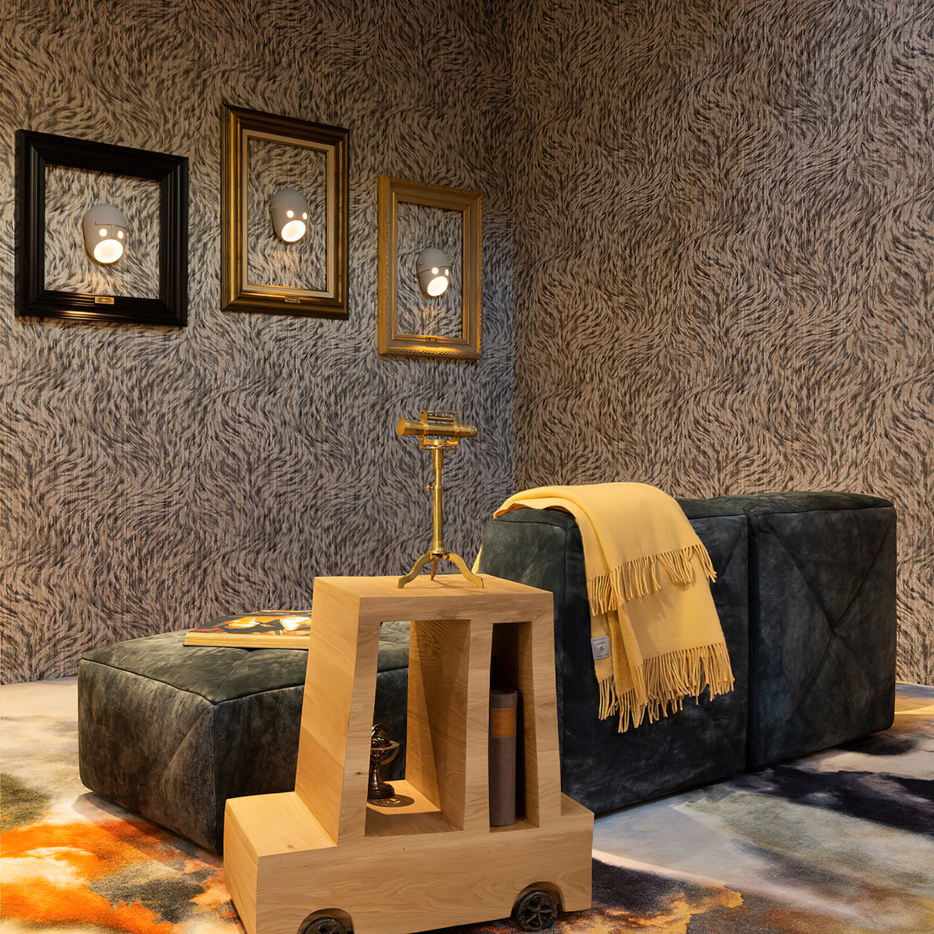 Mask Wall Light - Blowlighting