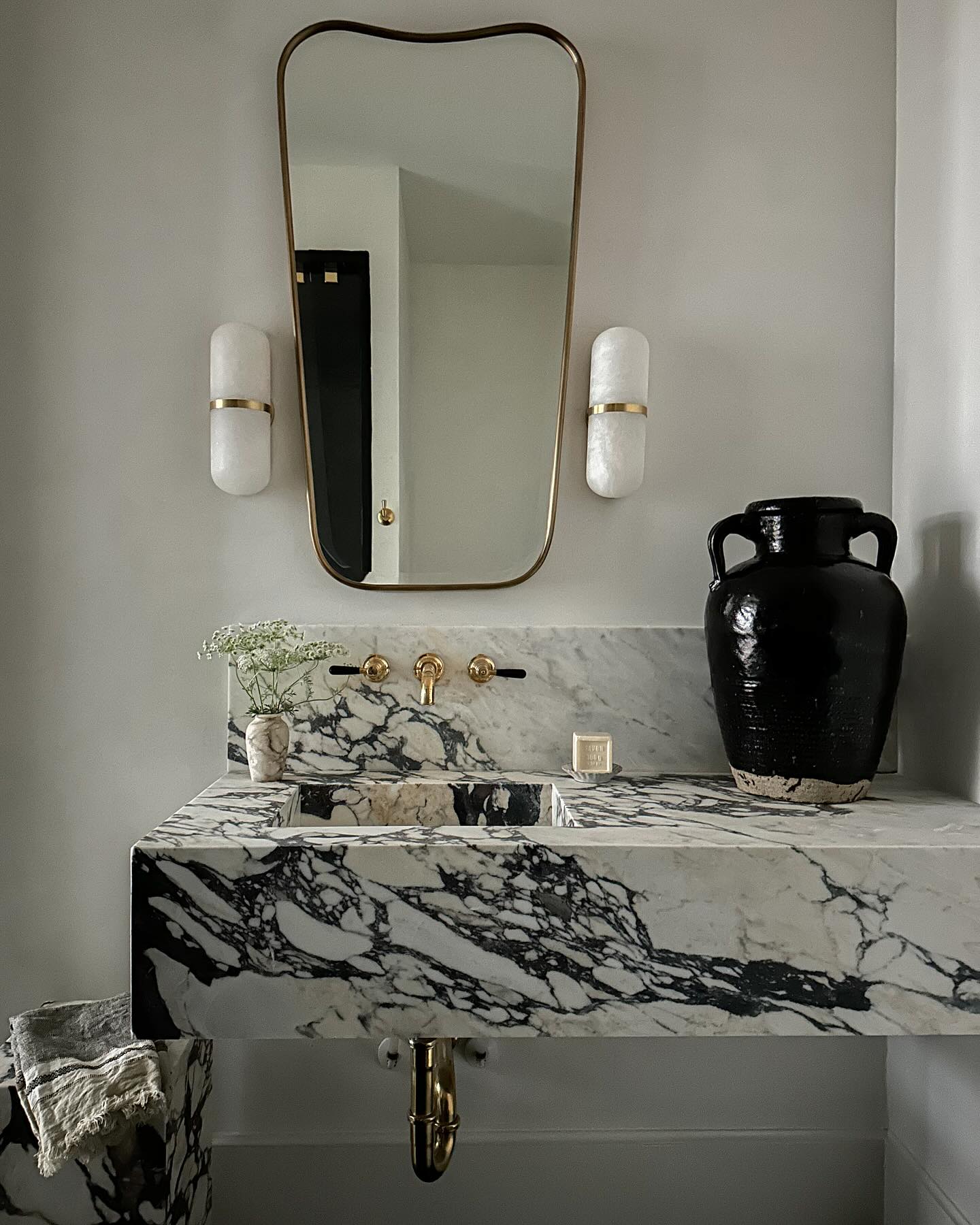 Symirel Modern Minimalist Pill Form Alabaster Sconce Wall Lamp - Lamp Copper