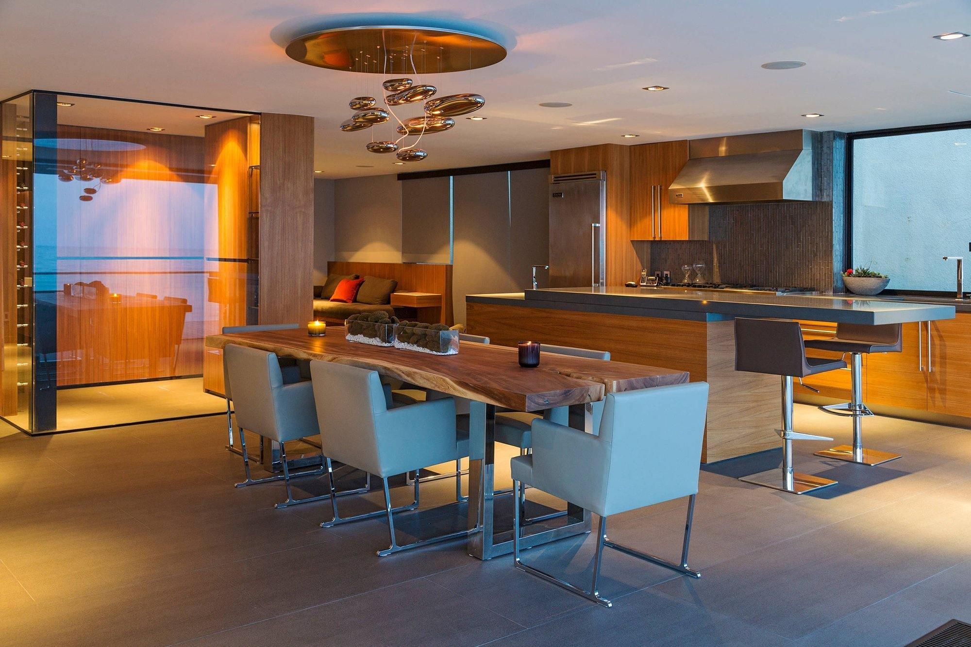 Mercury Chandelier - Blowlighting