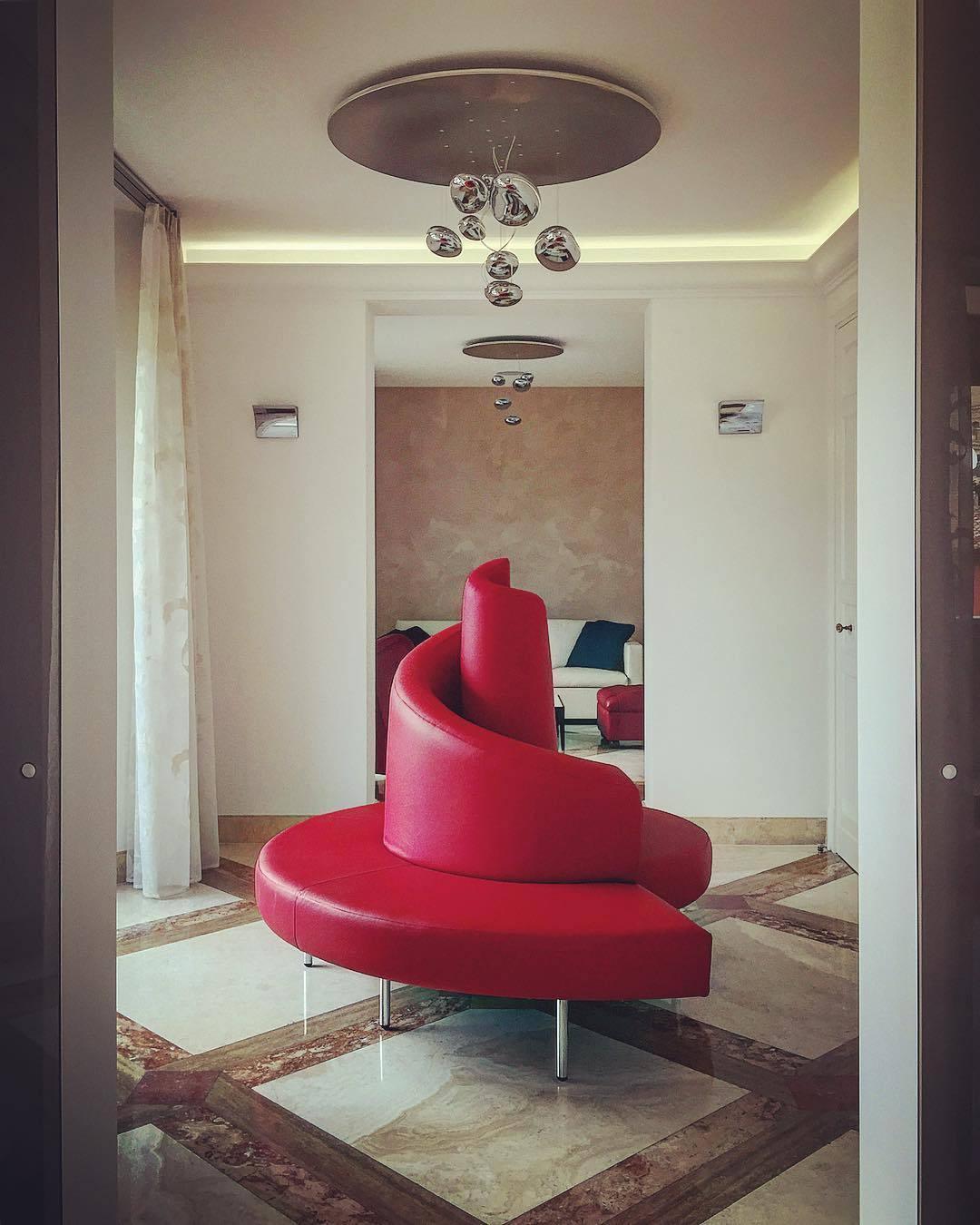 Mercury Chandelier - Blowlighting