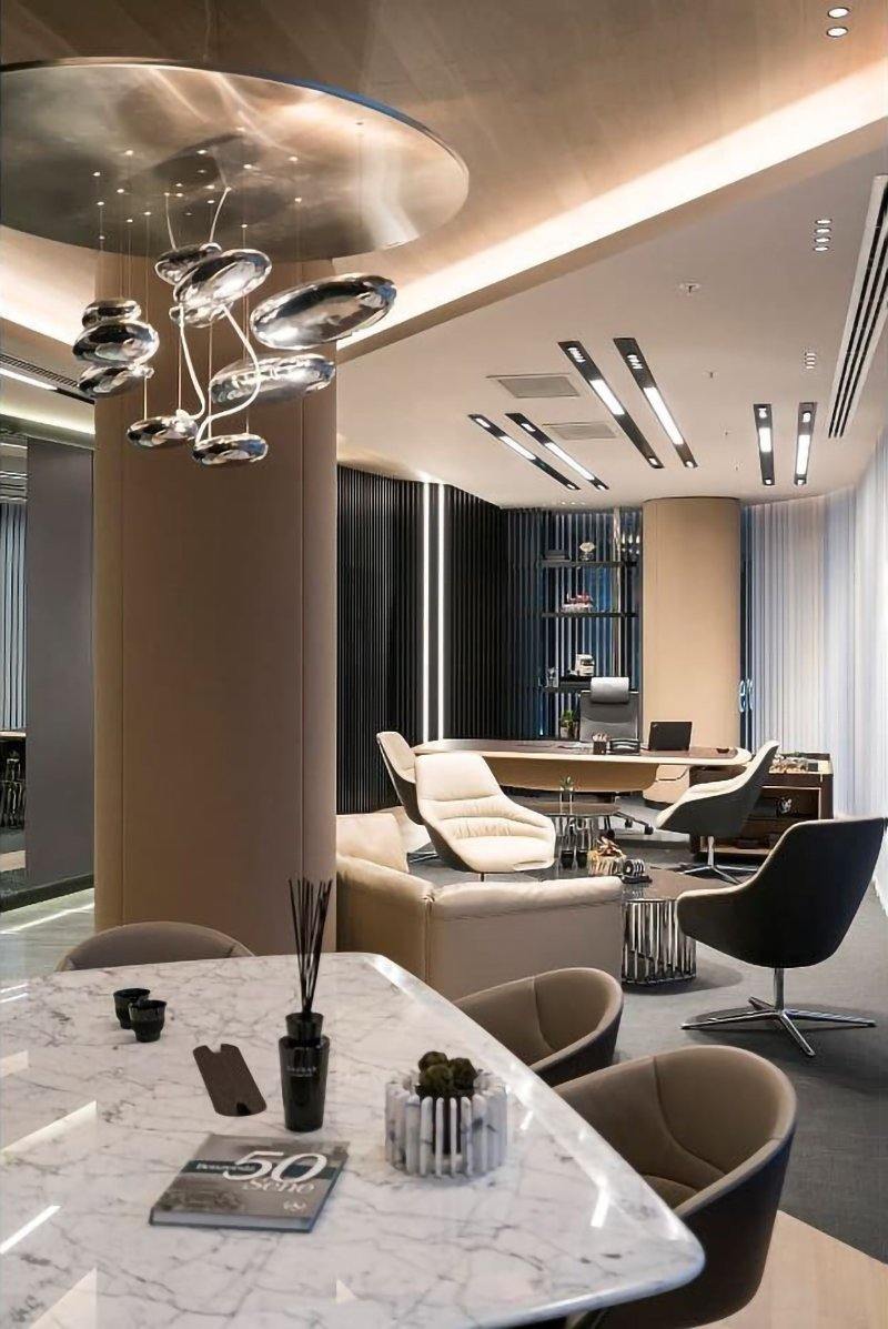 Mercury Chandelier - Blowlighting