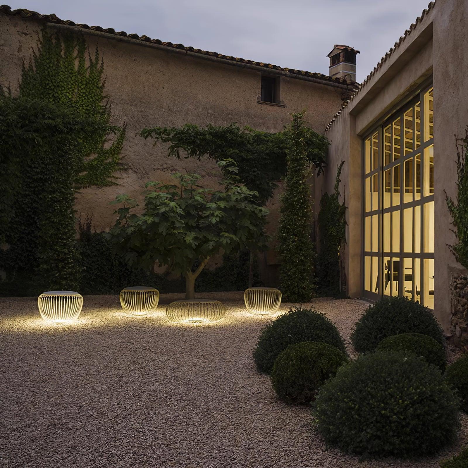 Meridiano Garden Outdoor Light - Lamp Copper