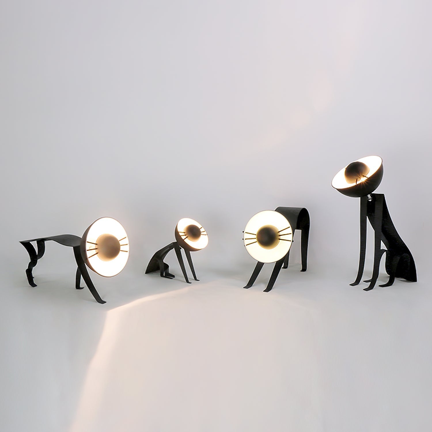 Micha Cat Table Lamp - Lamp Copper