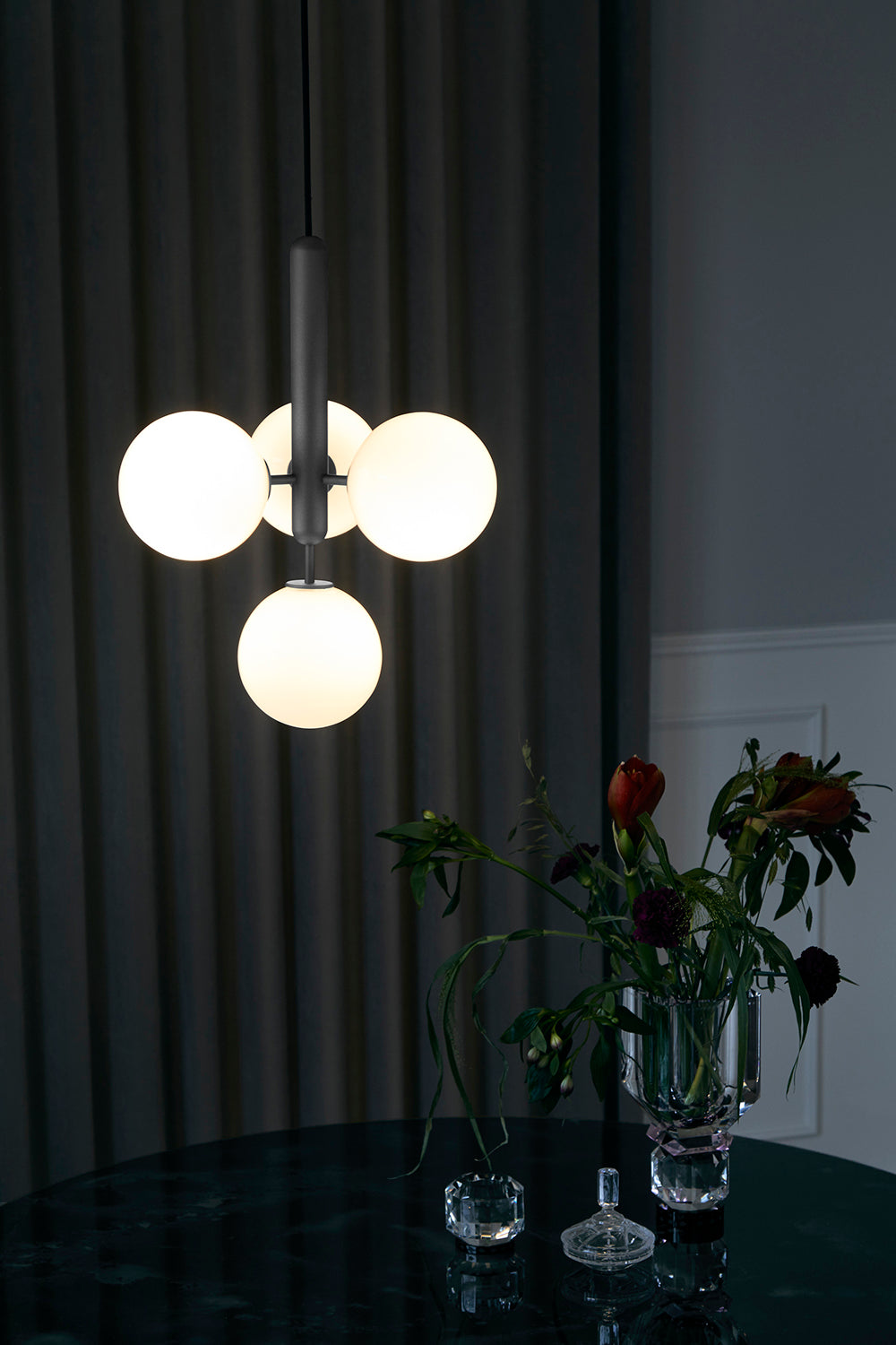 Miira Brass Pendant Light - Blowlighting