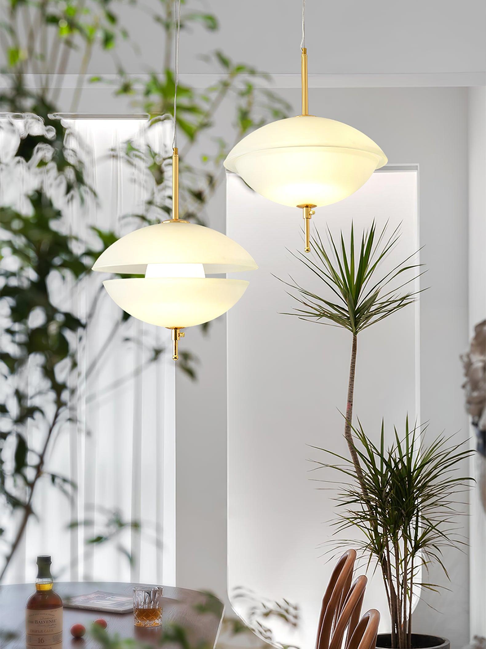 Miller Shell Pendant Light - Blowlighting