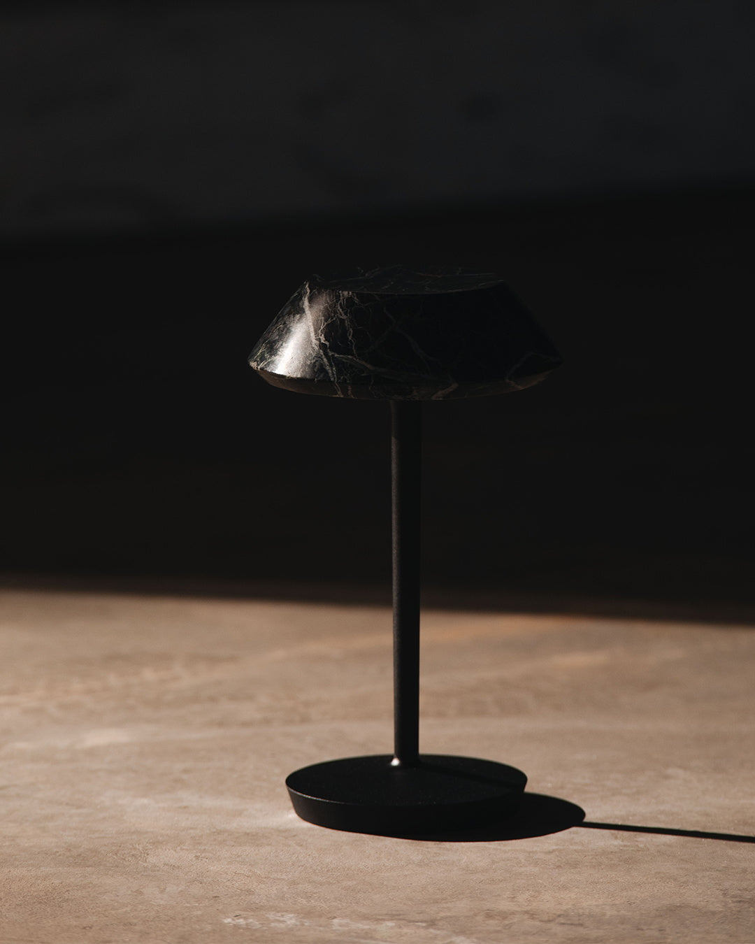 Mini Fiore Table Lamp (built-in battery) - Lamp Copper