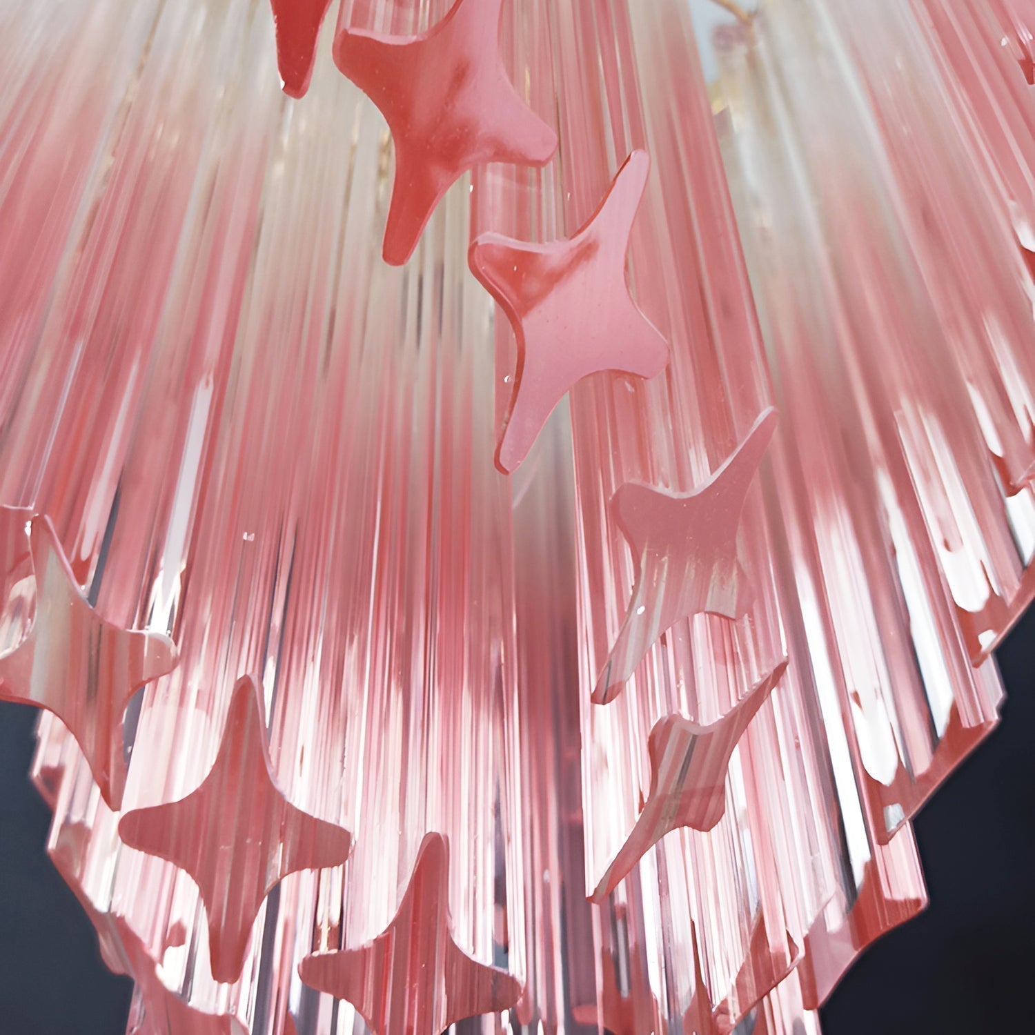 Evmararae Gradient Glass Chandelier - Blowlighting