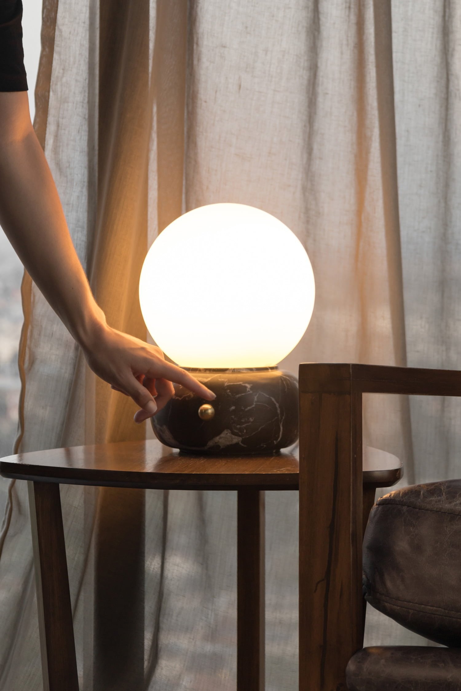 Naga Table Lamp - Lamp Copper