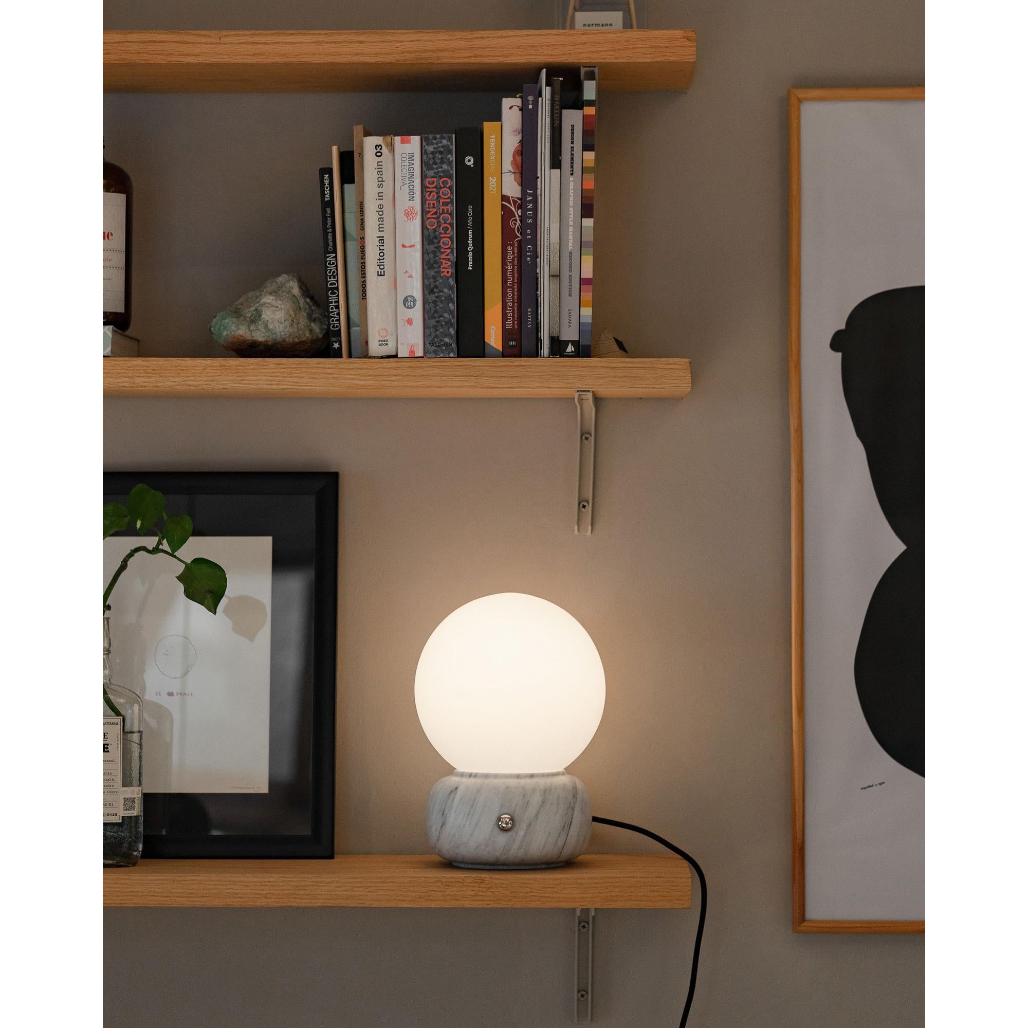 Naga Table Lamp - Lamp Copper