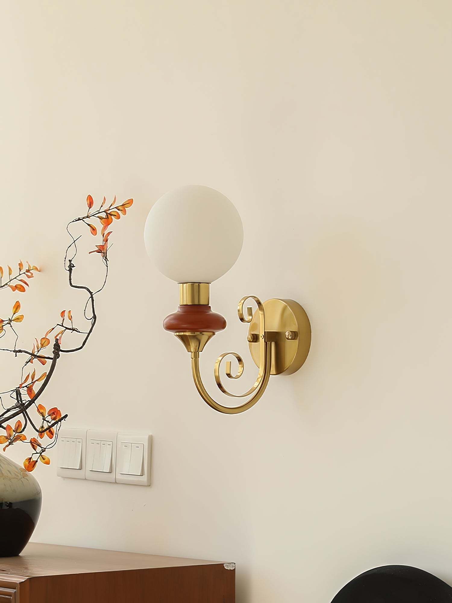 Onyx Wall Lamp - Blowlighting