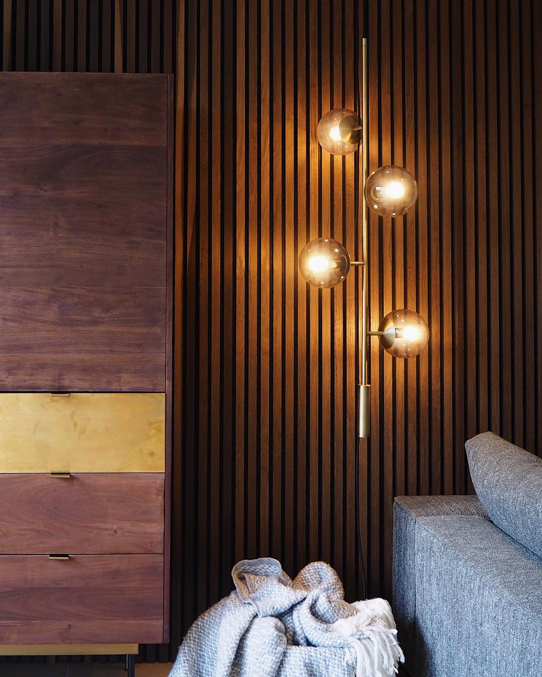 Orb Pendant Light - Blowlighting