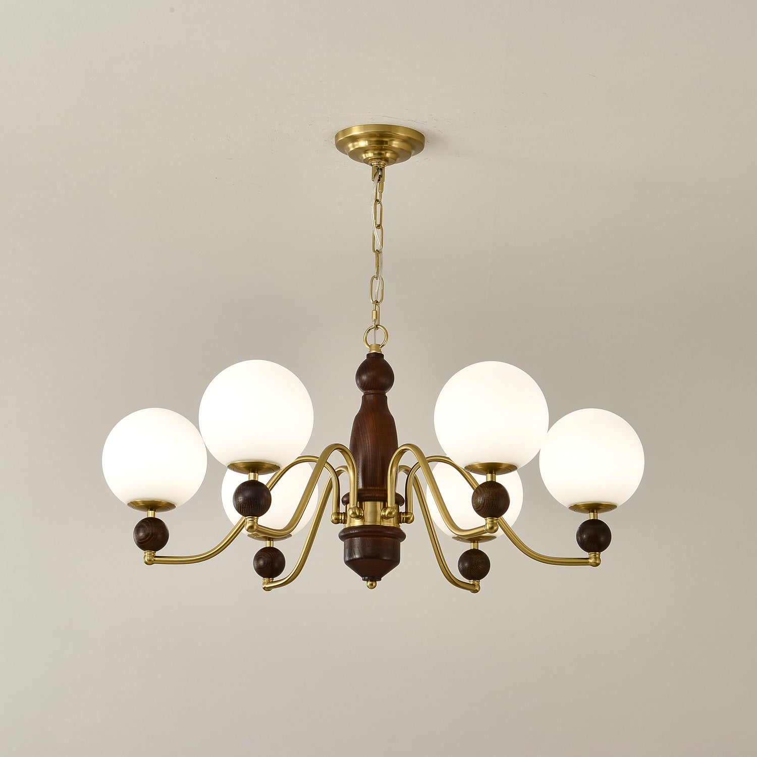 Ornate Heritage Chandelier - Blowlighting