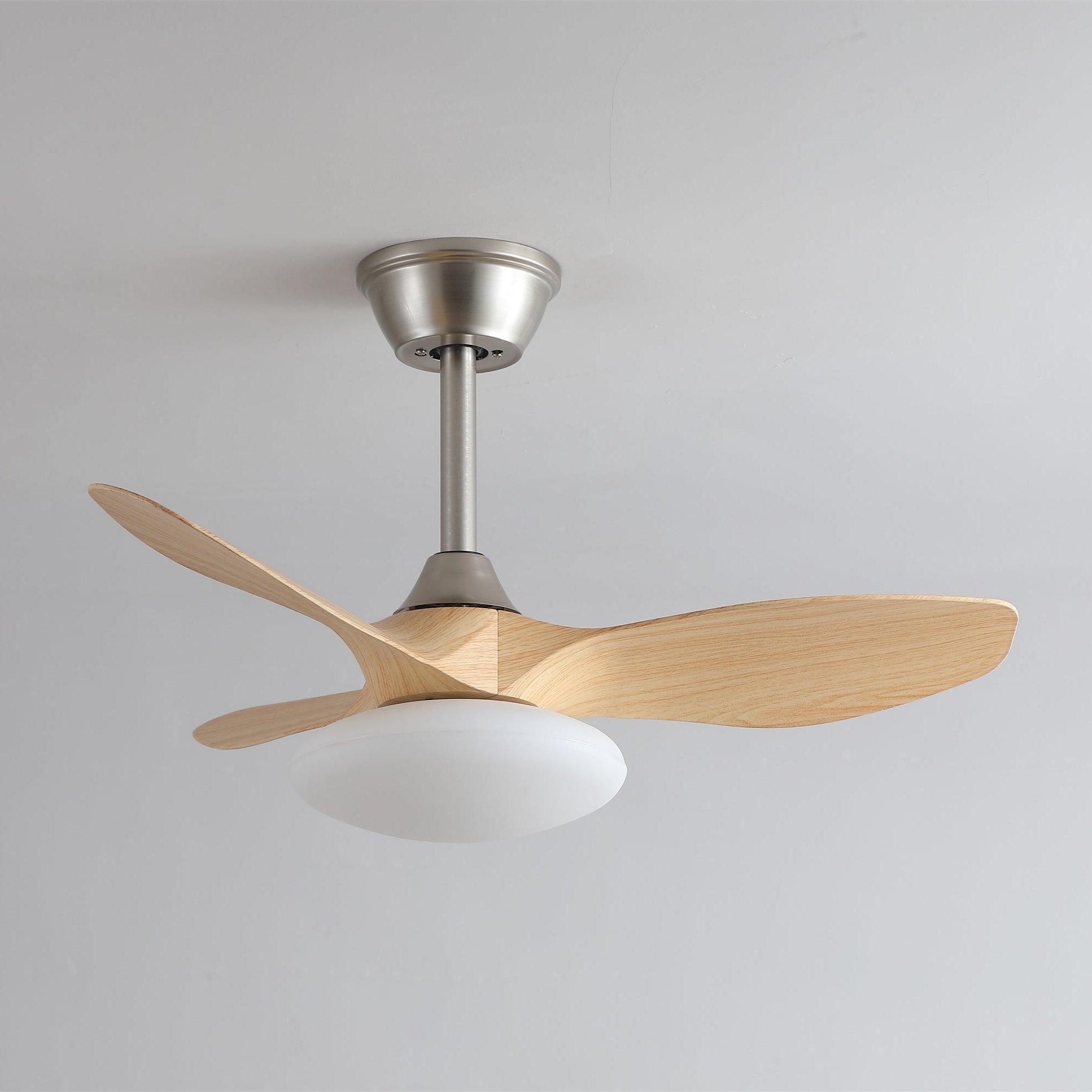Ventilatore da Soffitto Sylvara con Luce