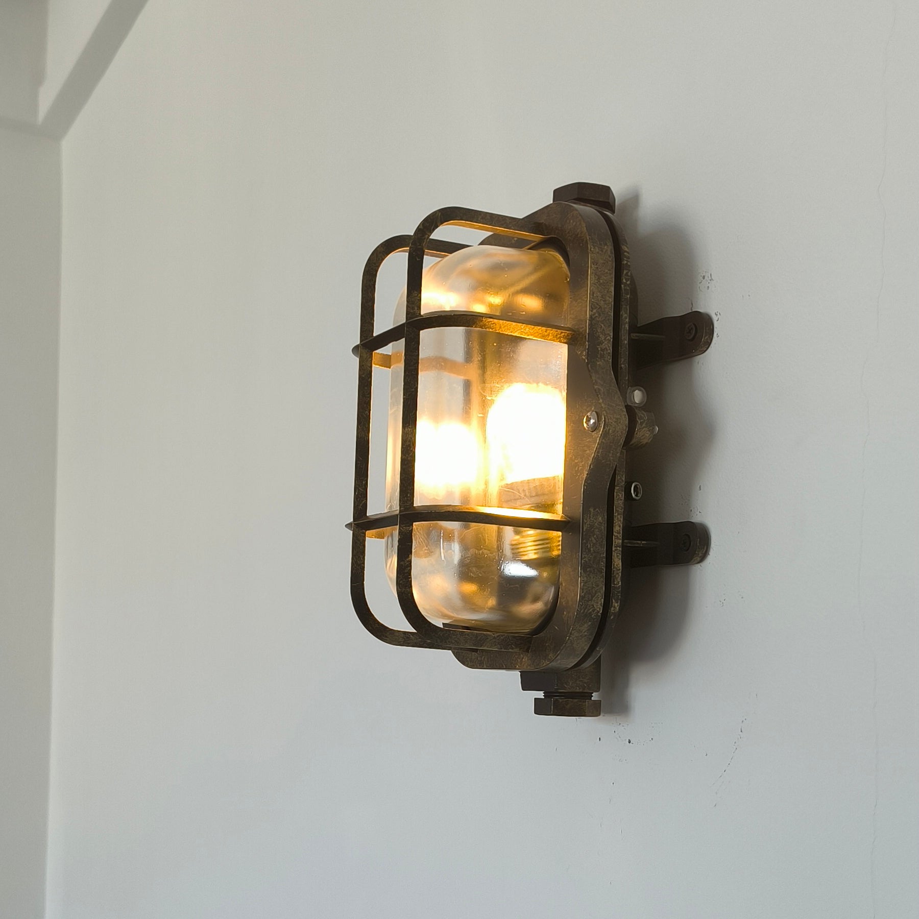 Omirara Unique Traditional Glass Wall Light - Lamp Copper