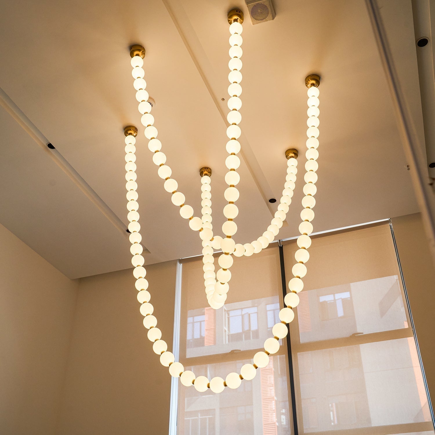 Pearl Glass Necklace Balls Chandelier - Blowlighting
