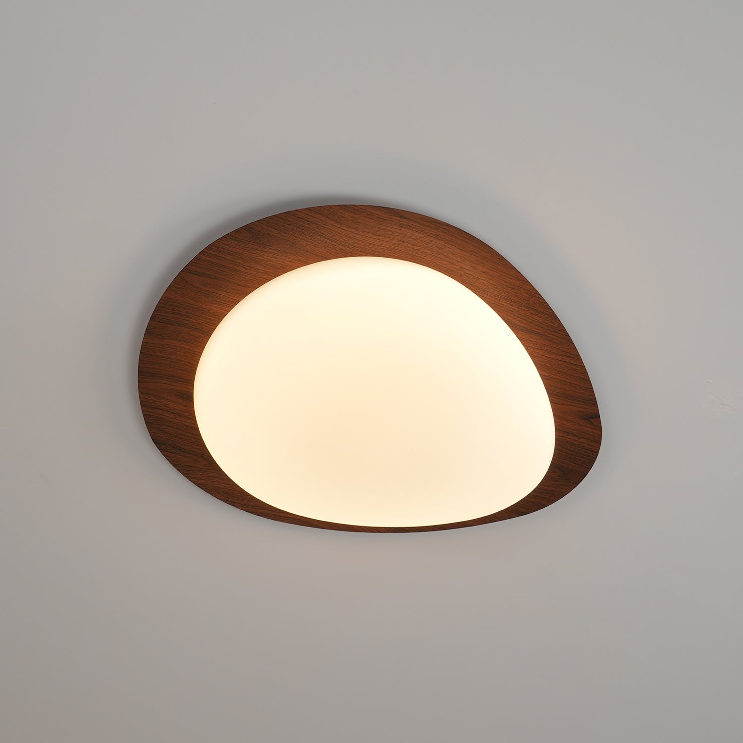 Muto Lampada da Soffitto a Forma di Ciottolo in Noce