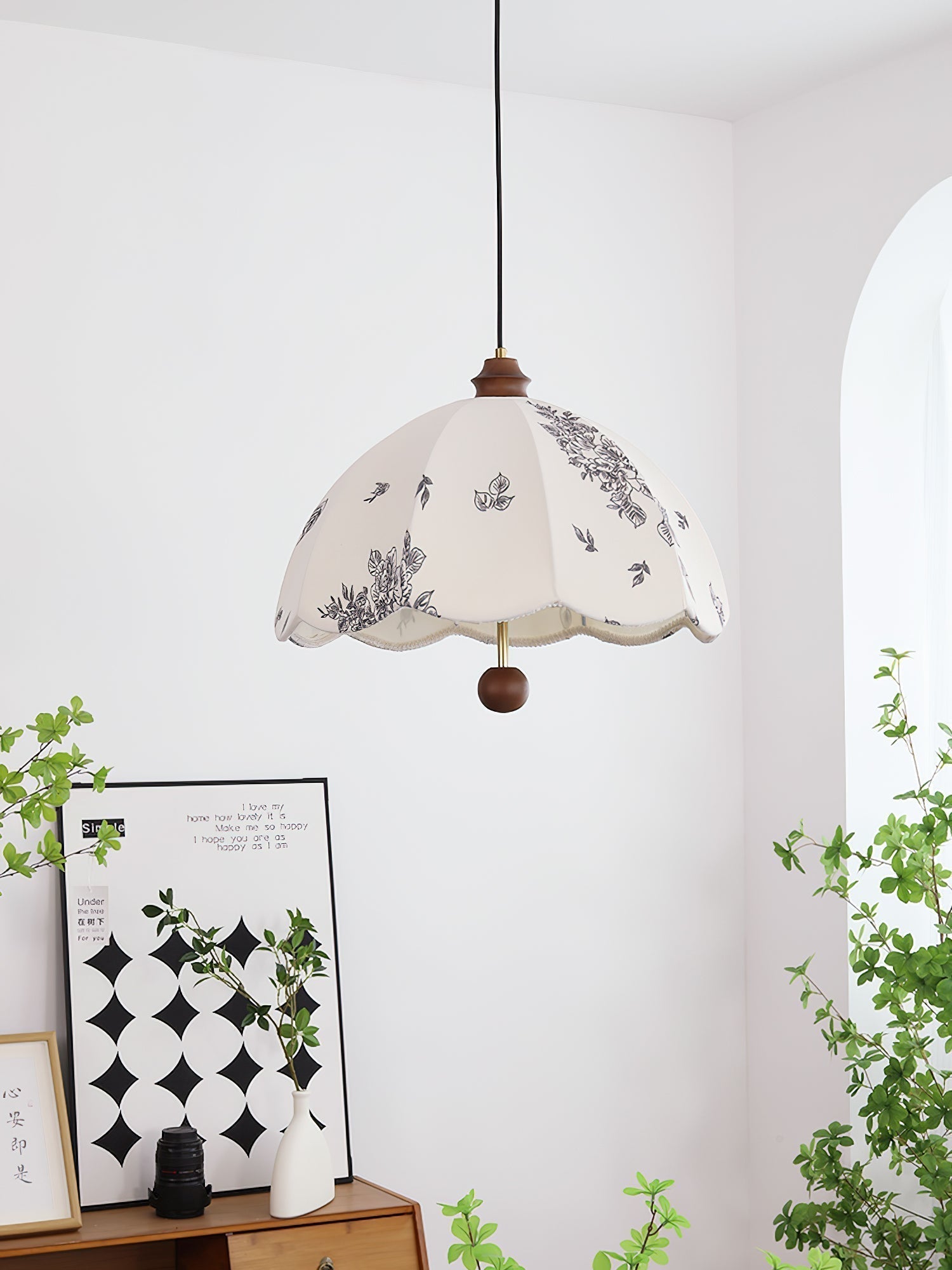 Petal Whisper Pendant Lamp - Blowlighting