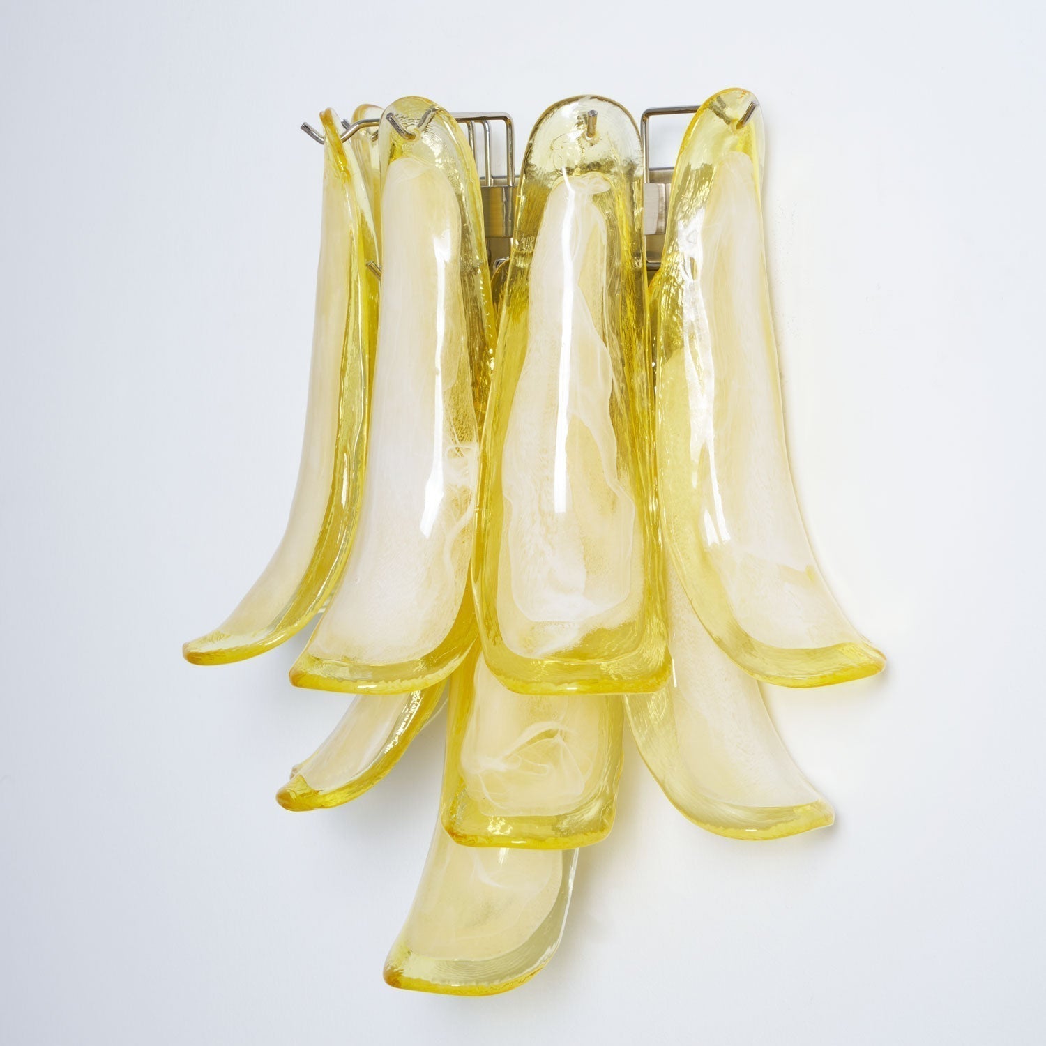 Aurora Wall Light Petal Shaped Glass Vintage Artistic - Neutralighting