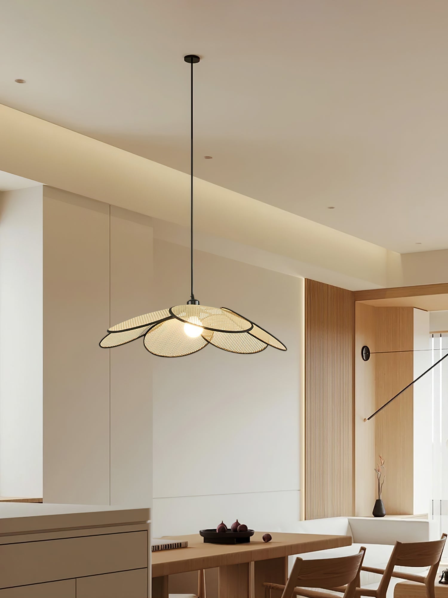 Petals Rattan Pendant Lamp - Blowlighting
