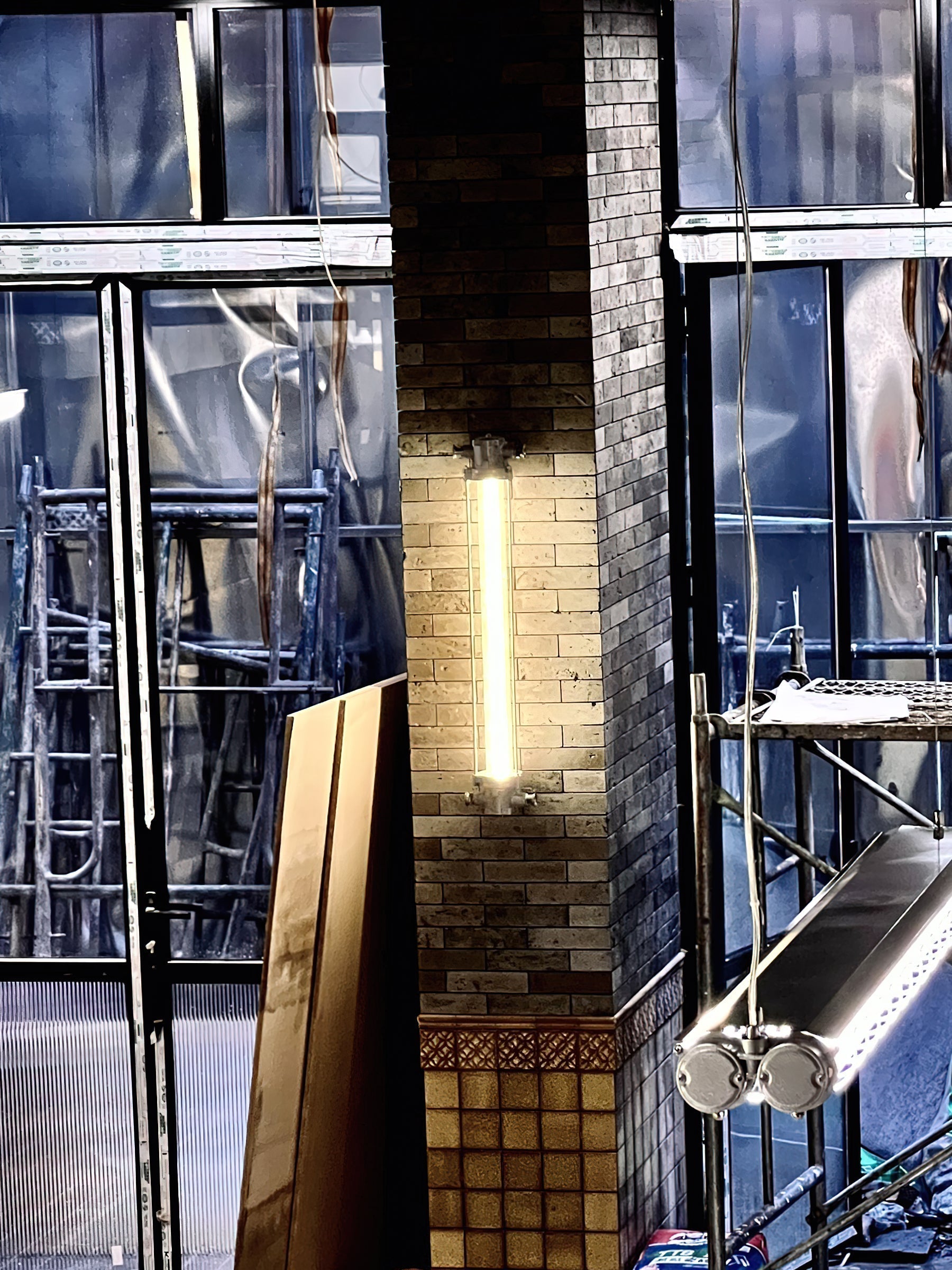 Nyliryra Elegance Vintage Offset Metal Wall Lamp - Lamp Copper